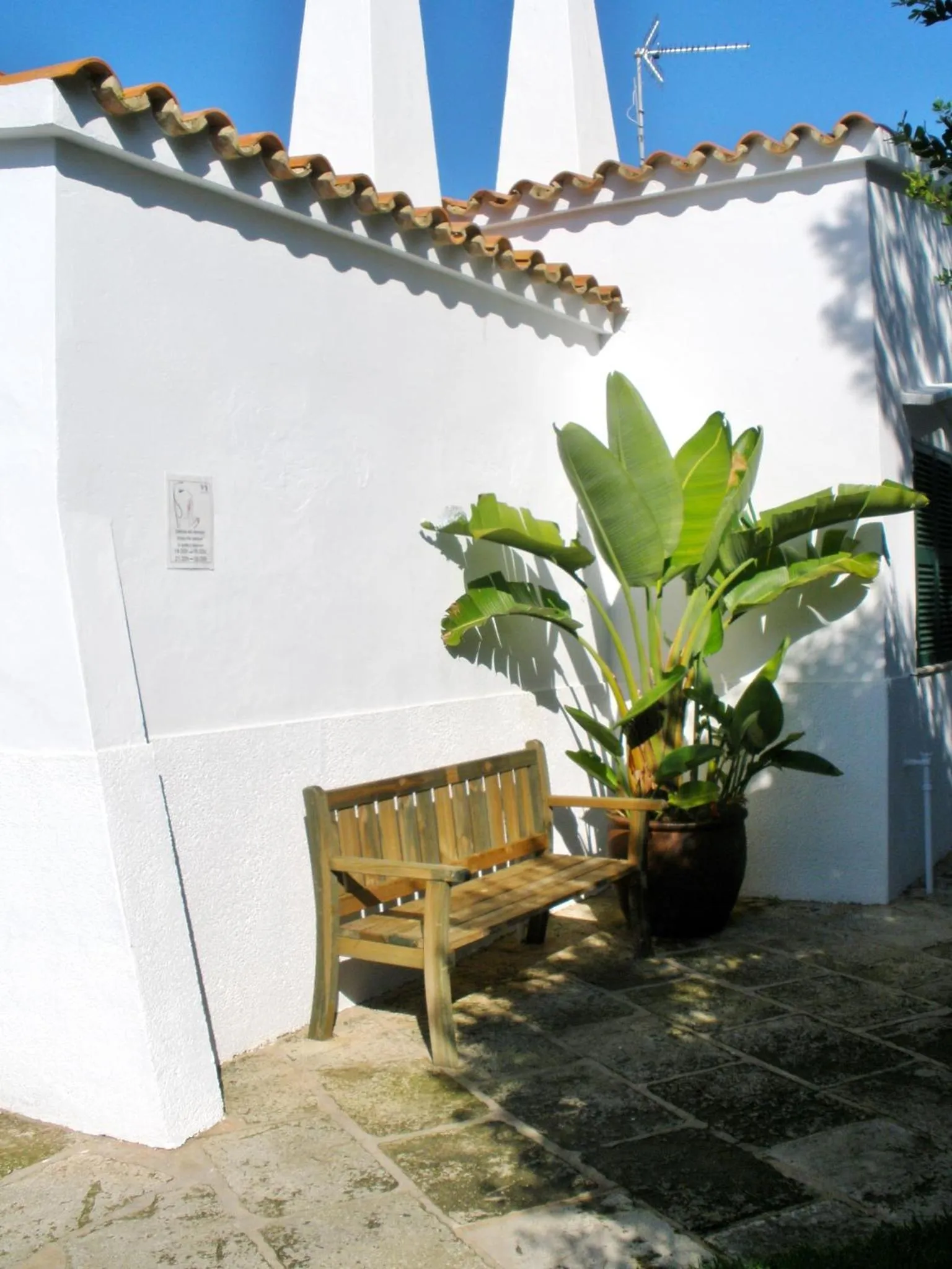 Patio in Nure Cel Blau