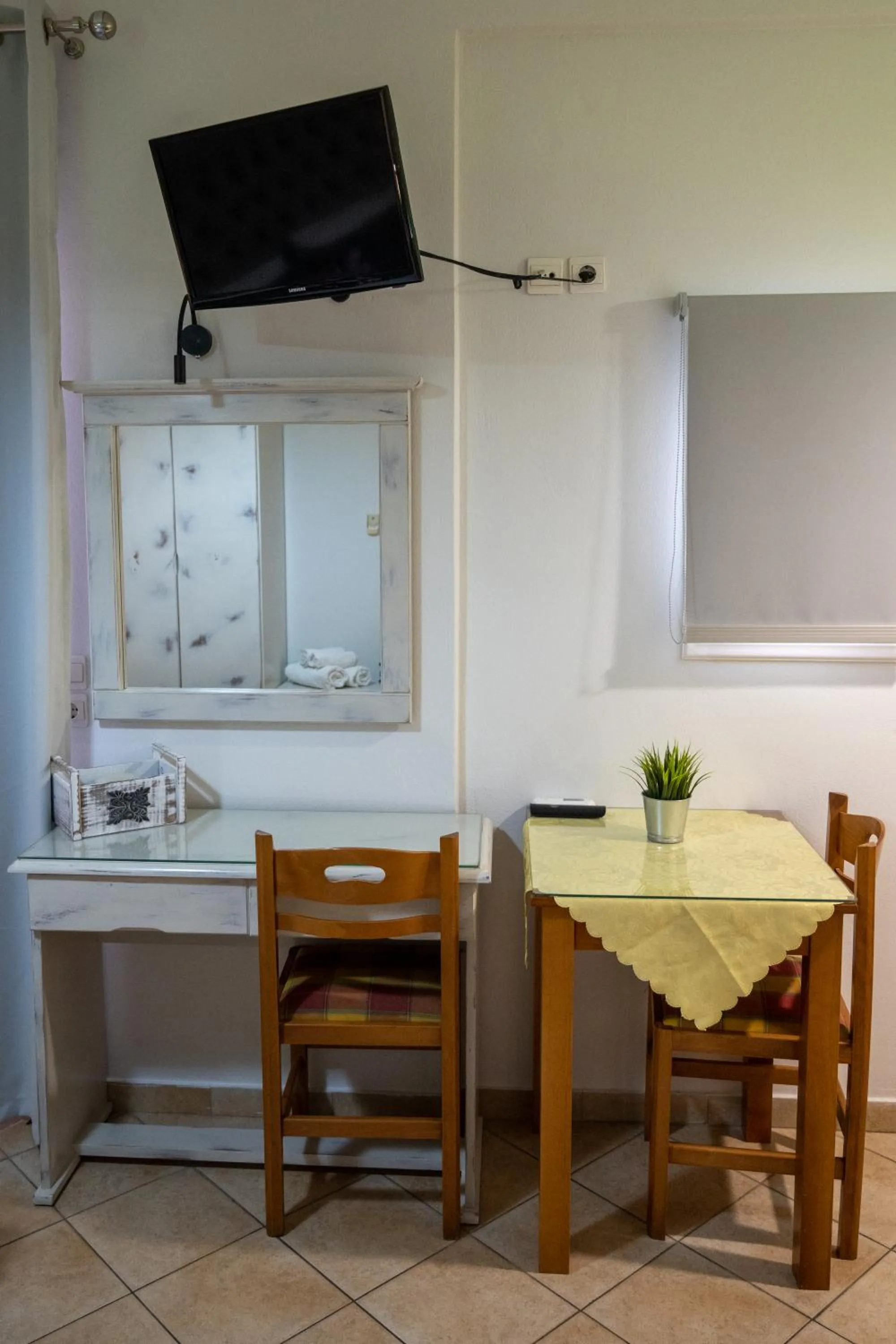 TV and multimedia in Katerina Roza Studios - Heartfelt Hospitality in the City