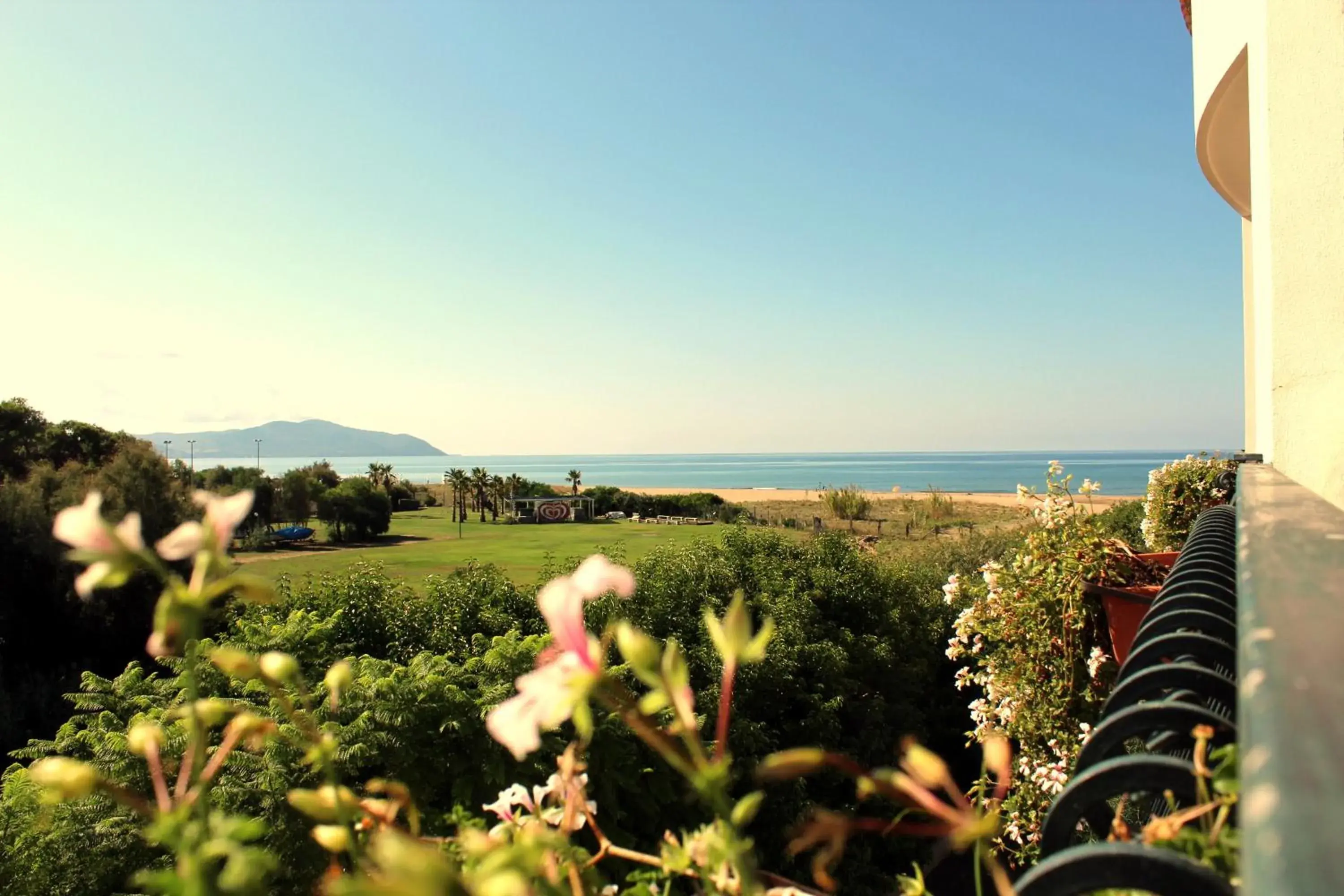 Sea view in Parco Dei Principi Sea view in Parco Dei Principi