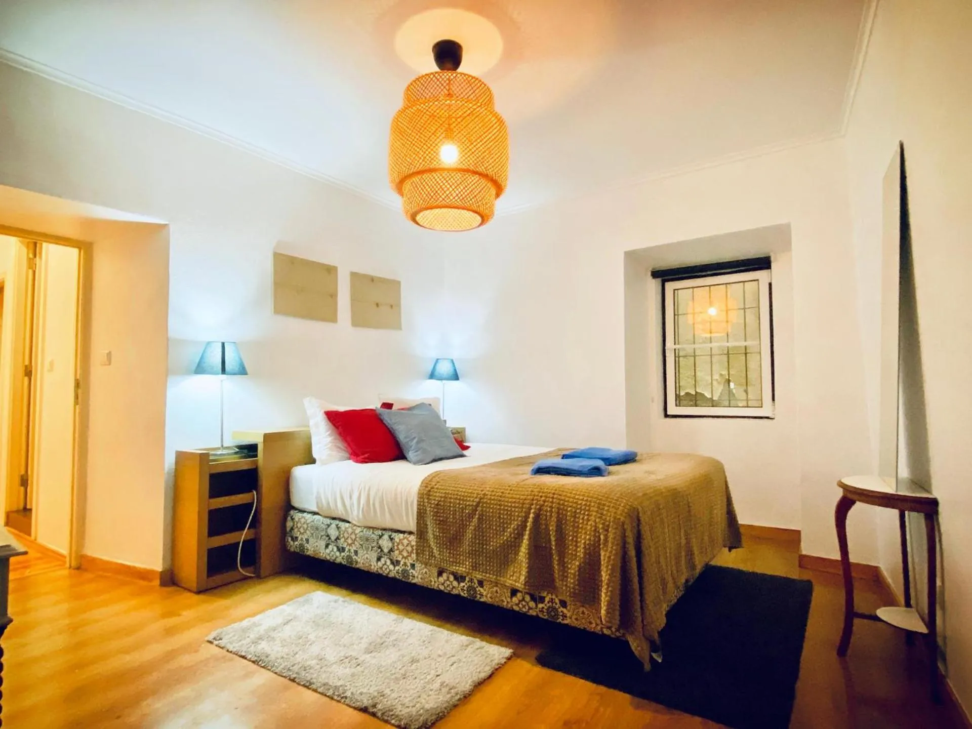 Bed in Ola Lisbon -Alfama I