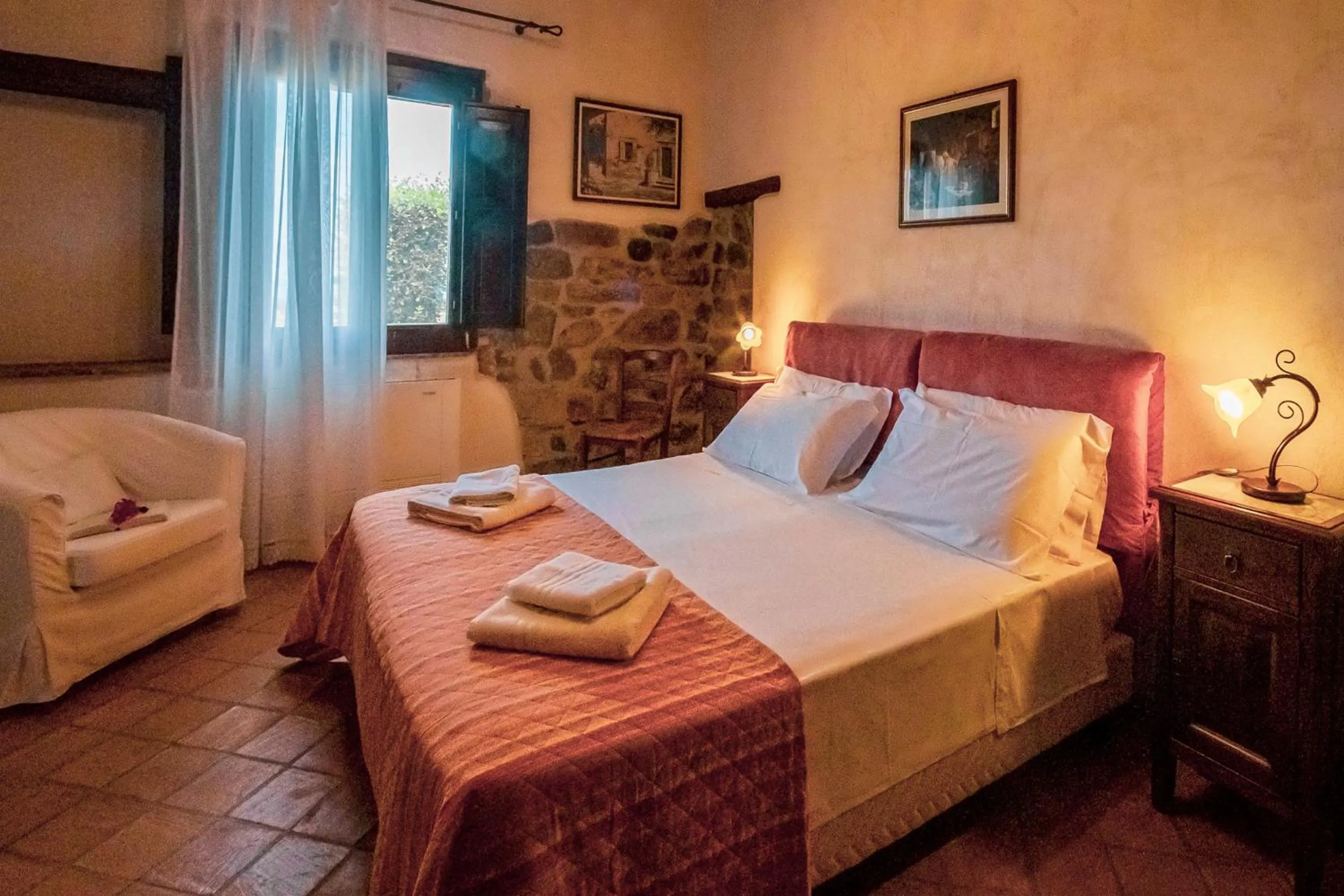 Bedroom, Bed in Poggio Pozzetti