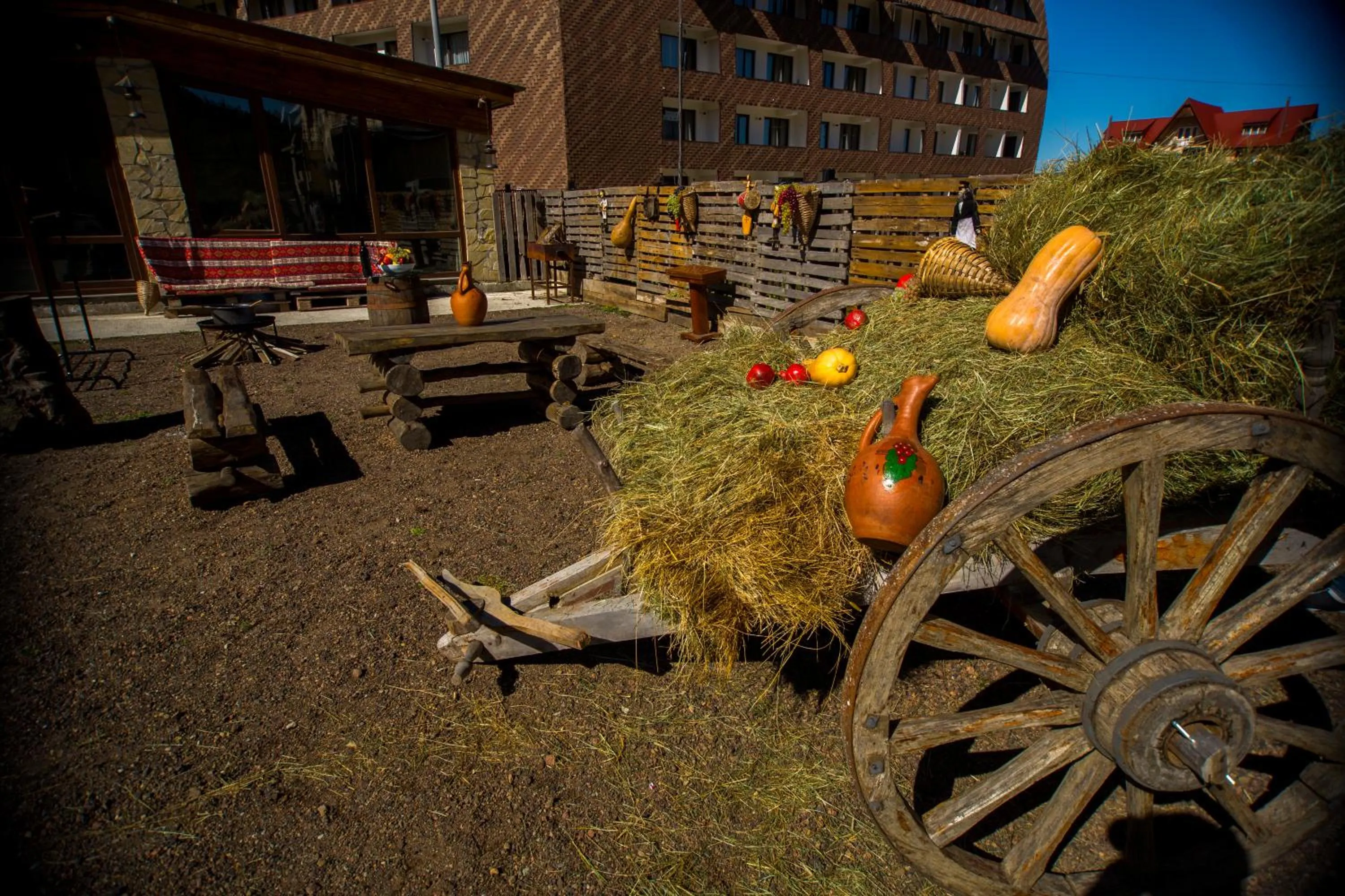 Inner courtyard view in Loft Hotel Bakuriani