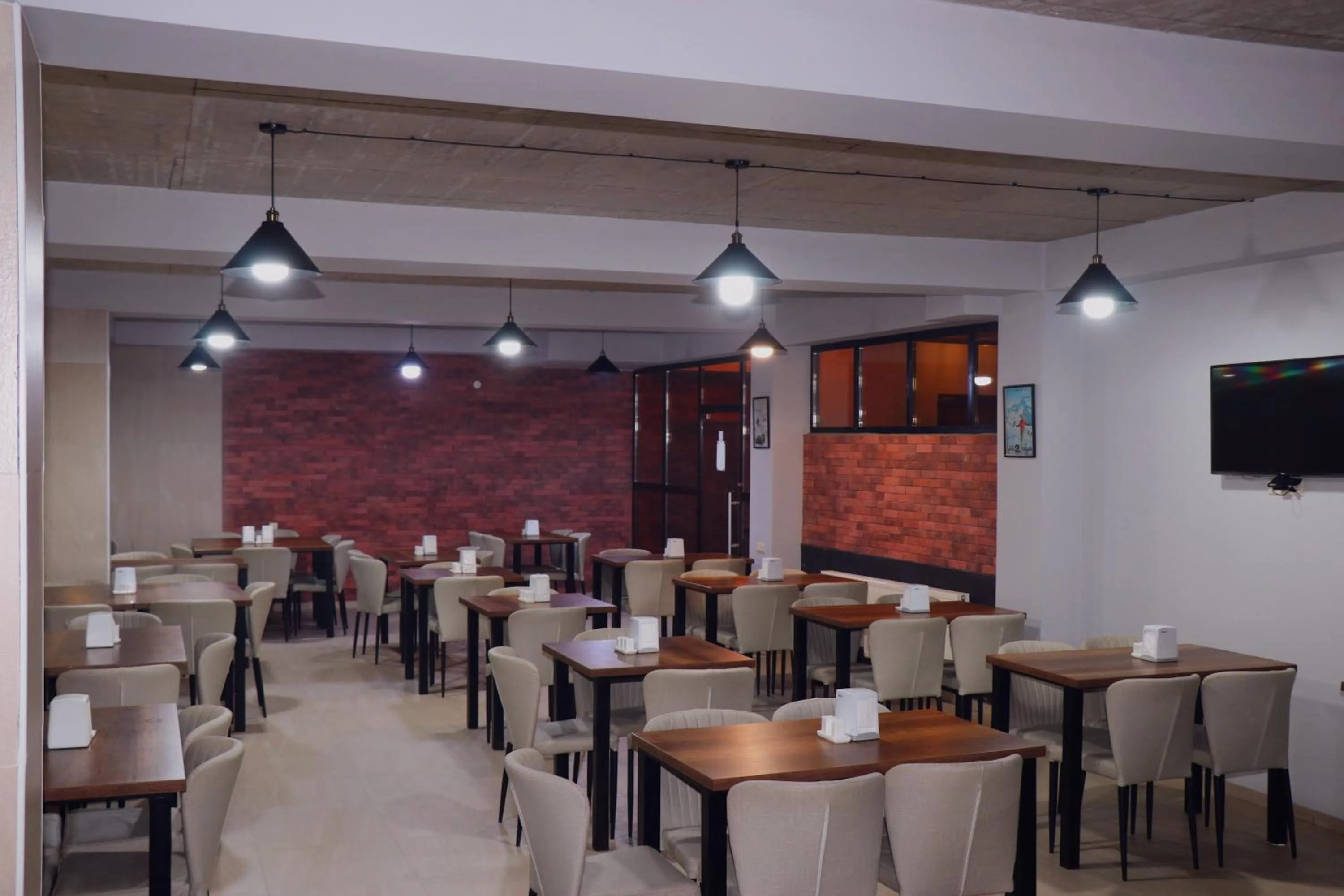 Restaurant/places to eat in Loft Hotel Bakuriani