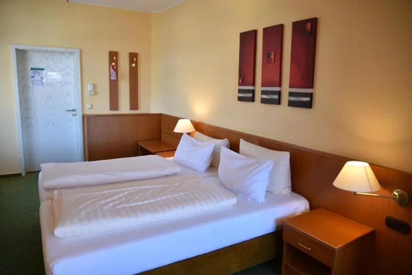 Photo of the whole room, Bed in Hotel Waldperle