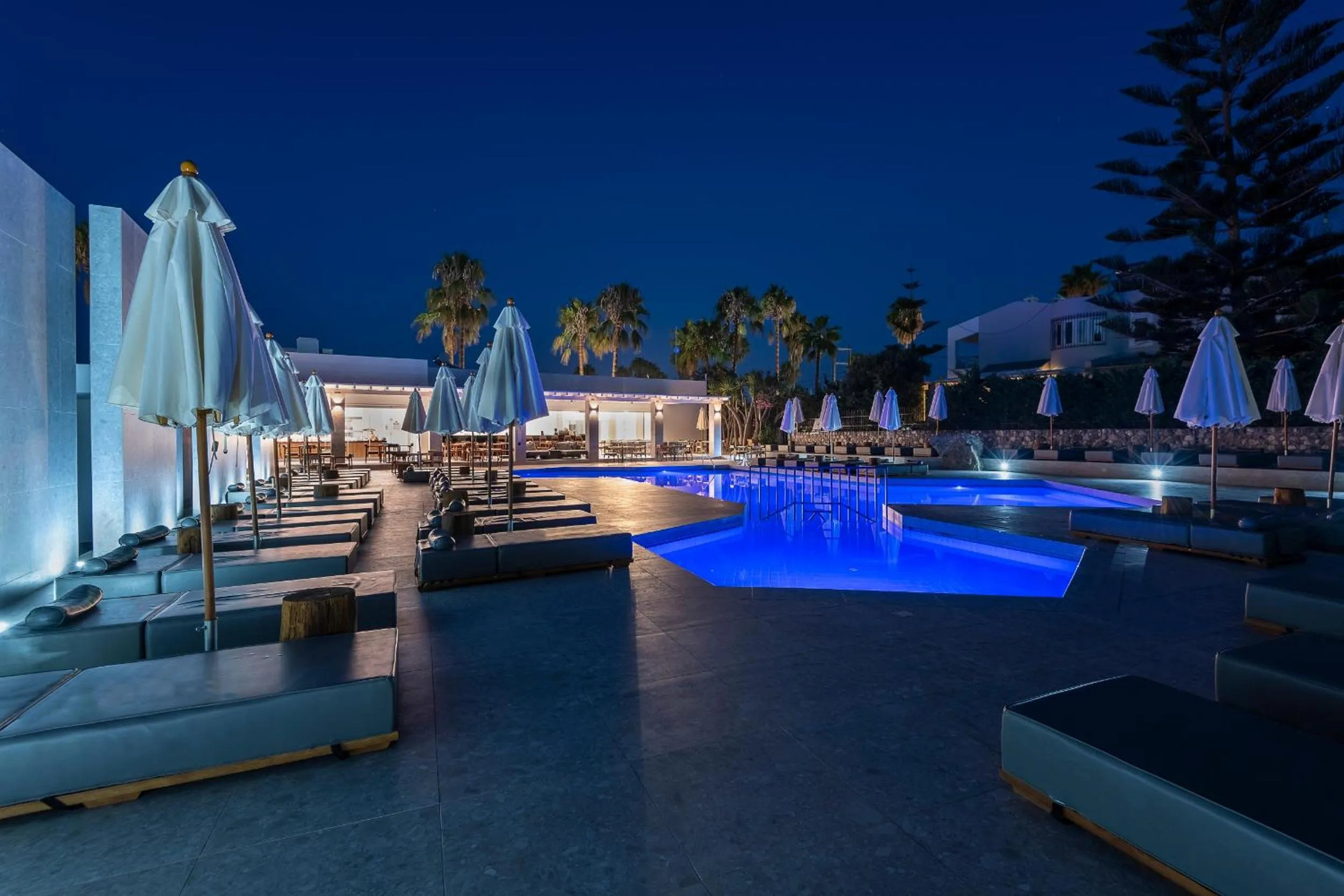 Swimming pool in Diamond Boutique Hotel