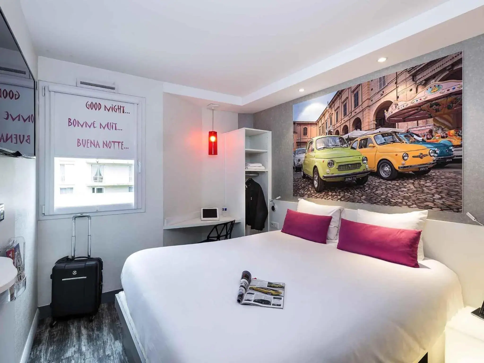 Bedroom, Bed in ibis Styles Blois Centre Gare Bedroom, Bed in ibis Styles Blois Centre Gare