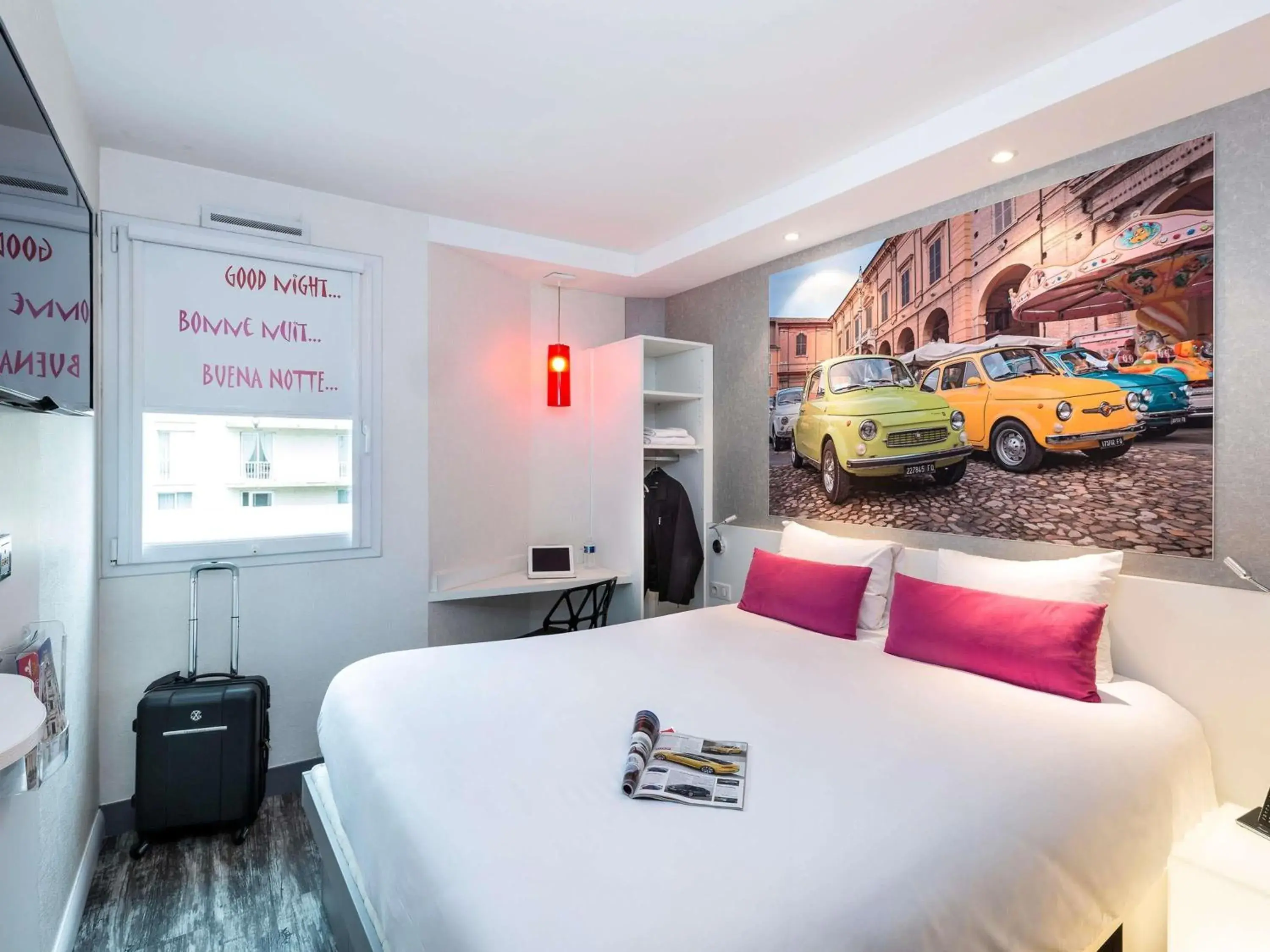 Bedroom, Bed in ibis Styles Blois Centre Gare Bedroom, Bed in ibis Styles Blois Centre Gare
