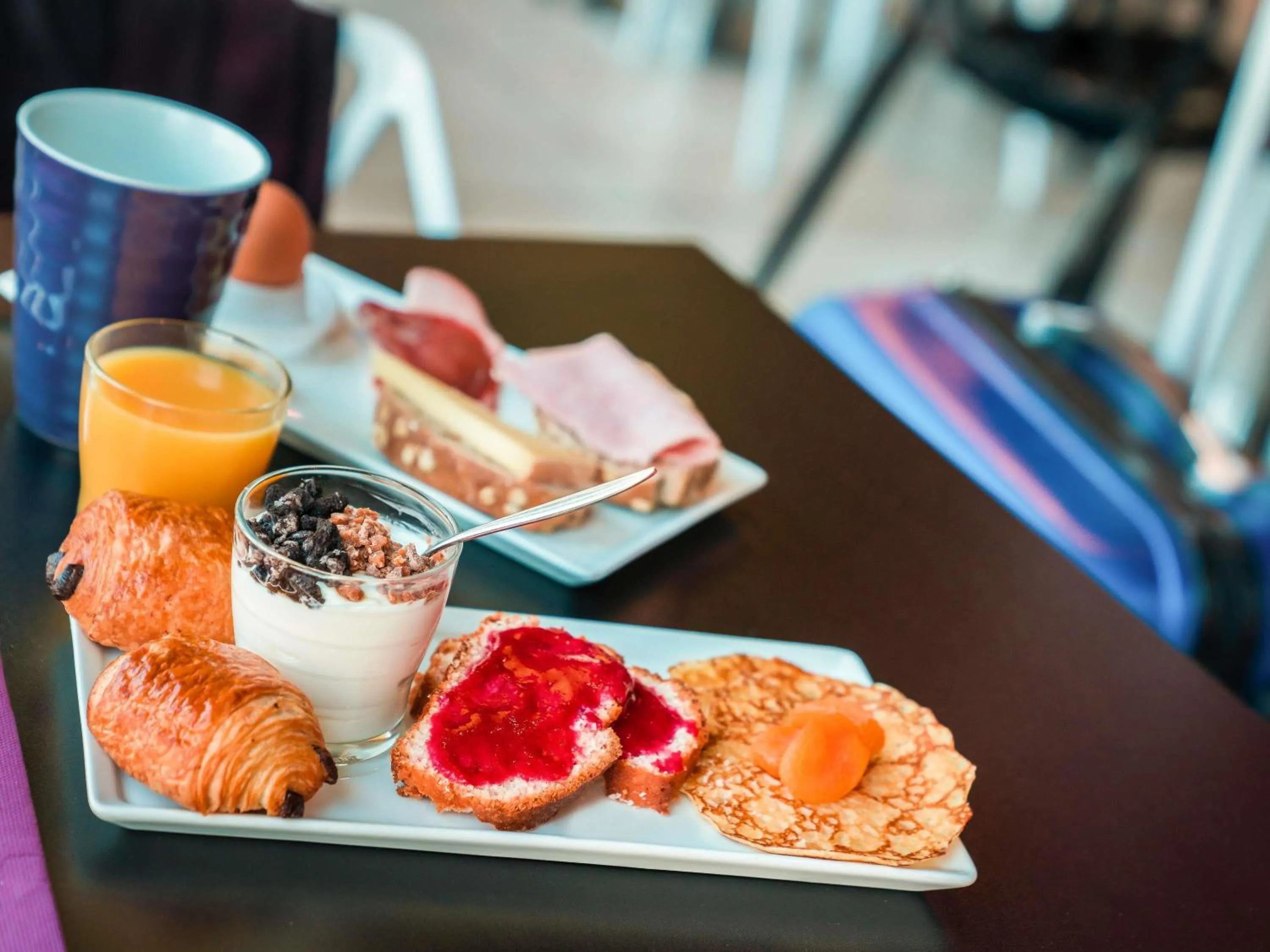 Breakfast in ibis Styles Blois Centre Gare