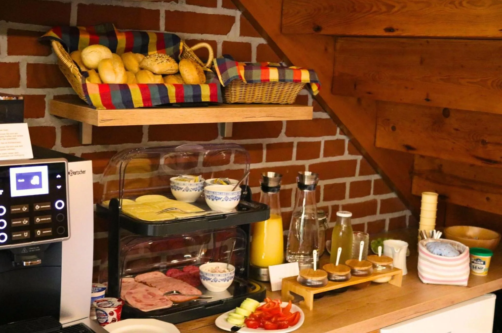 Breakfast in Pension Kronenburghof