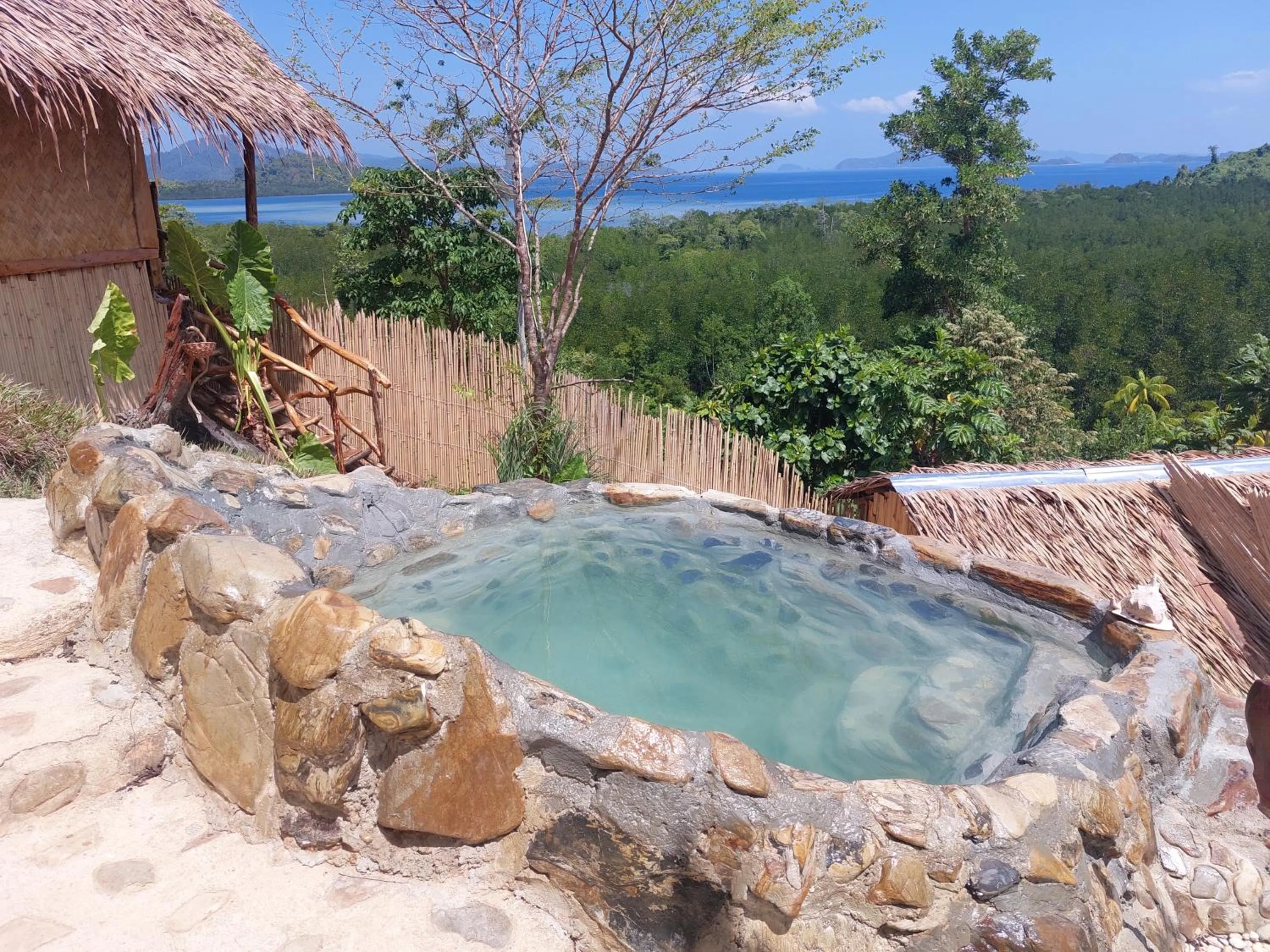 Natural landscape in Jungle Bar Honeymoon suite & private pool