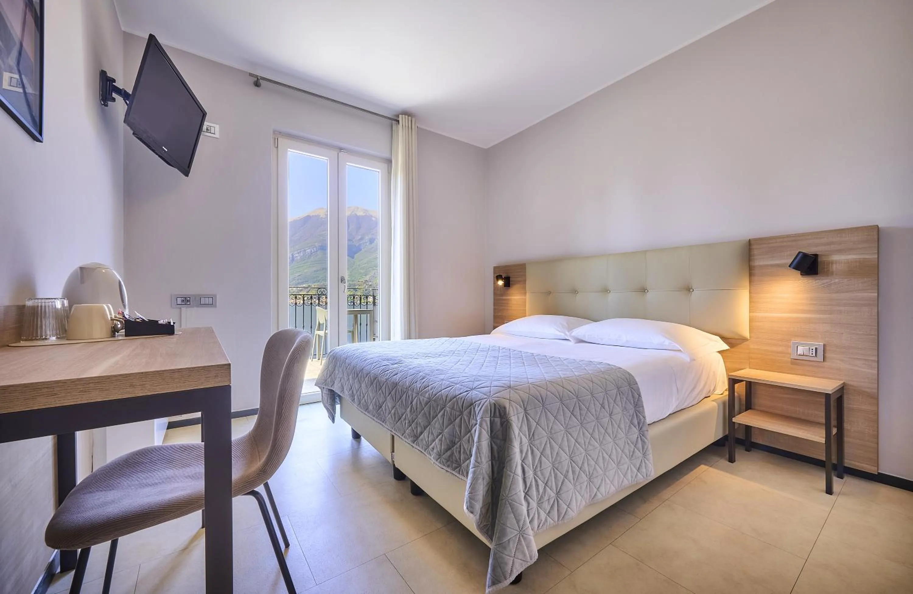 Bed in Albergo Silvio