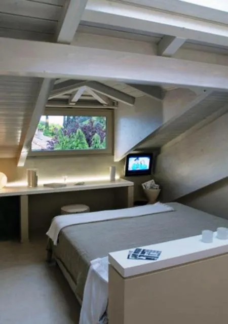 Bed in Albergo Silvio