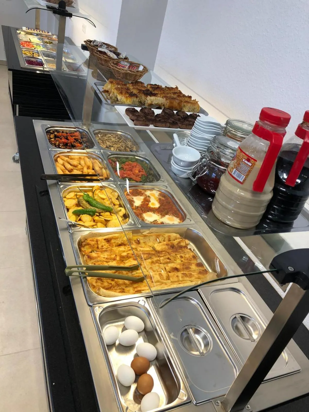 Breakfast in Apart-Hotel Rheinischer Hof Dormagen