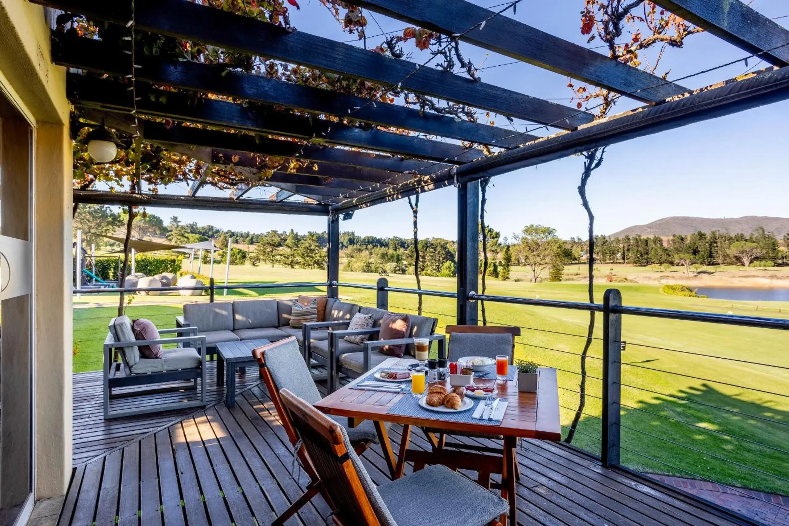 Restaurant/places to eat in Devonvale Golf & Wine Estate Restaurant/places to eat in Devonvale Golf & Wine Estate