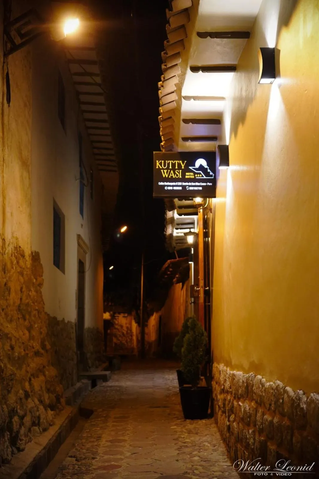 Facade/entrance in Kutty Wasi