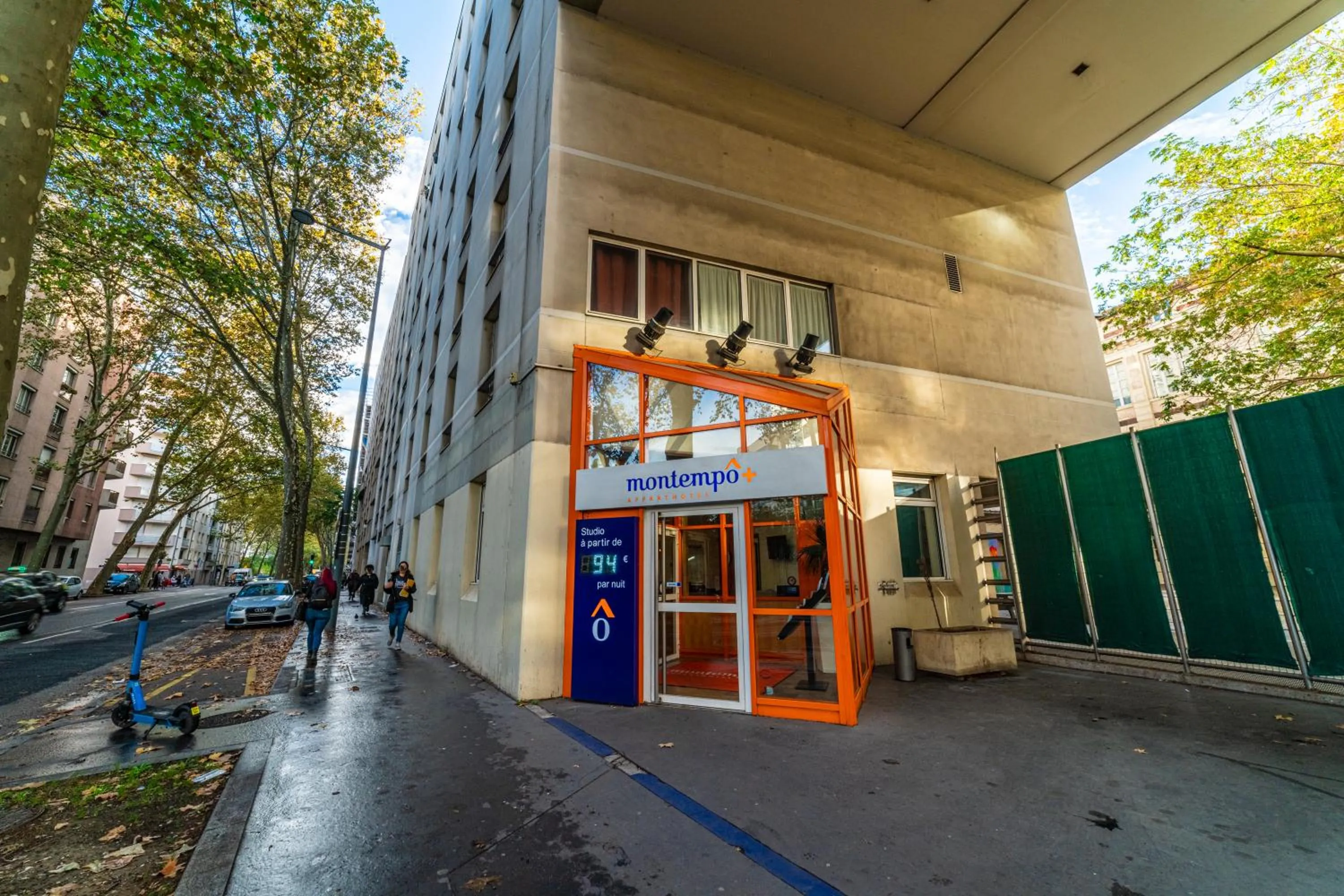 Property building in Résidence Montempô Appart'Hôtel Lyon Part Dieu