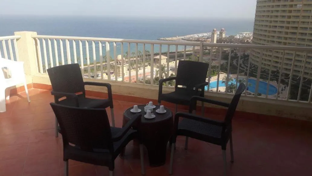 Penthouse Three-Bedroom Villa in Porto Sokhna Family only