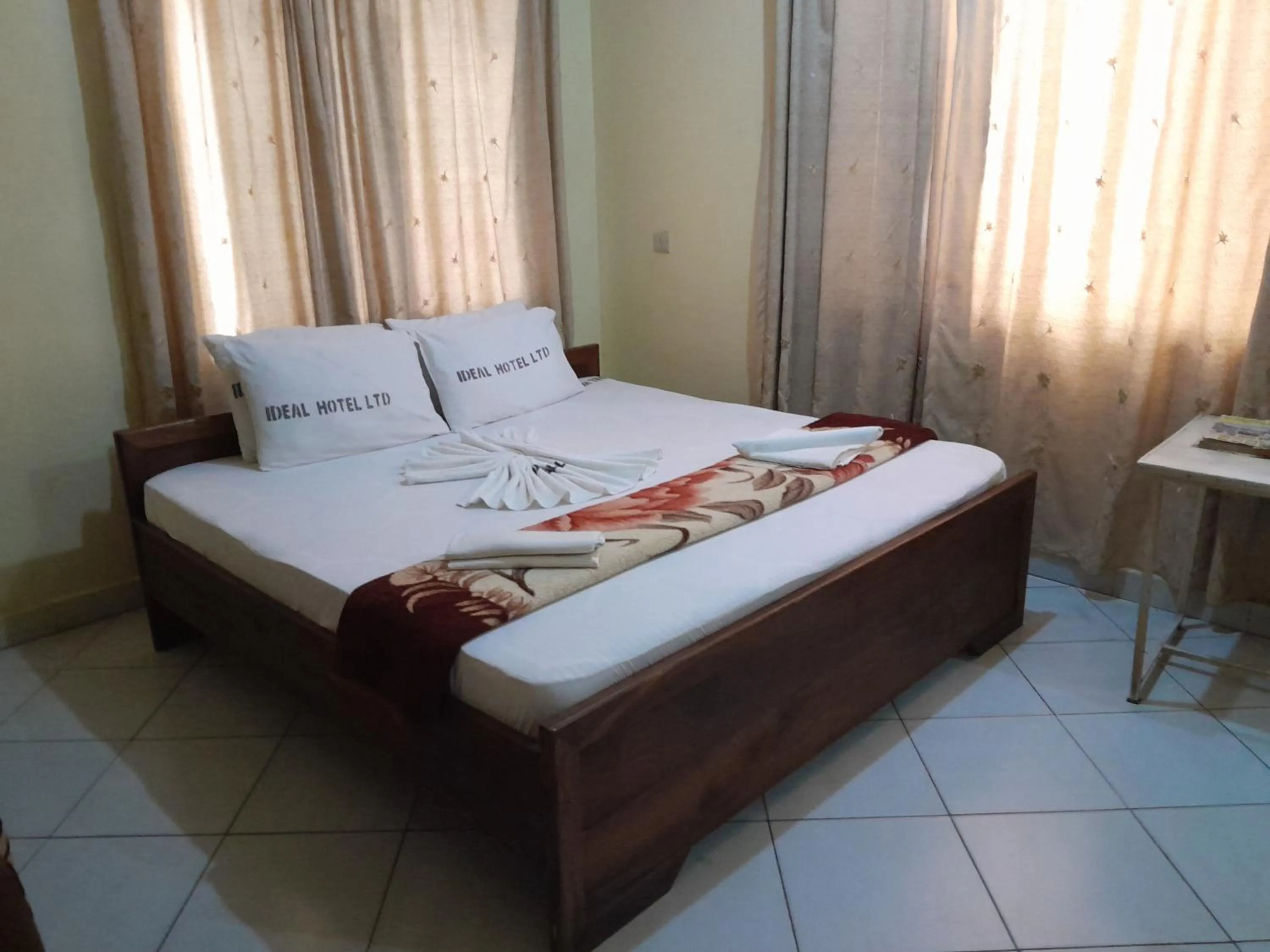 Photo of the whole room, Bed in Hotel Ideal