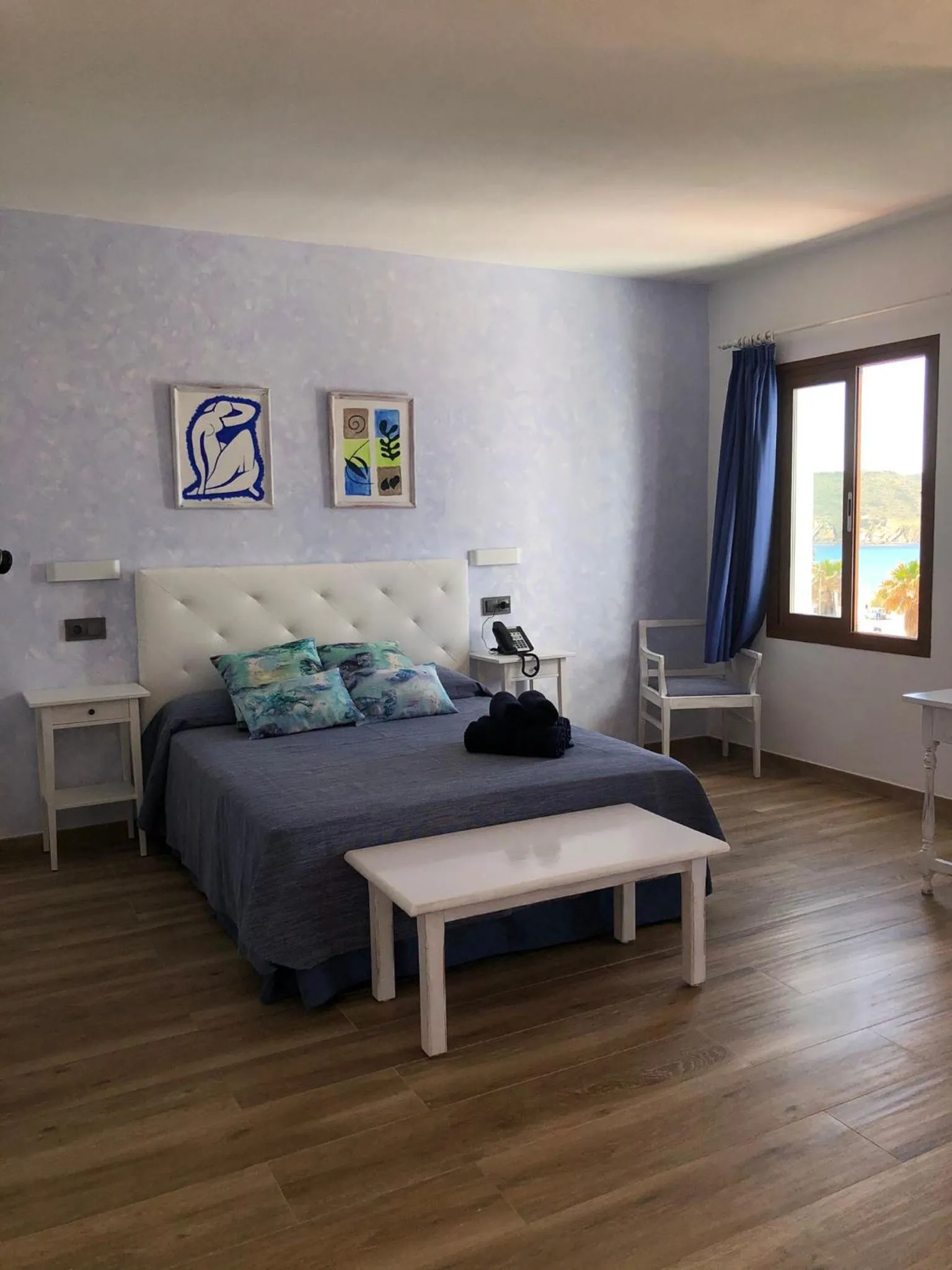 Bedroom, Bed in Apartamentos El Bergantin Menorca Club