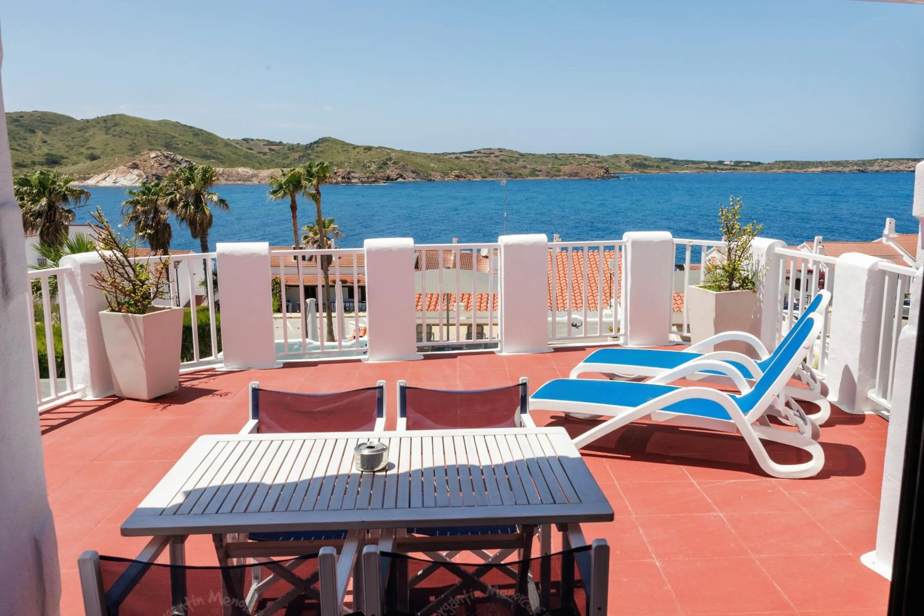 Balcony/Terrace in Apartamentos El Bergantin Menorca Club