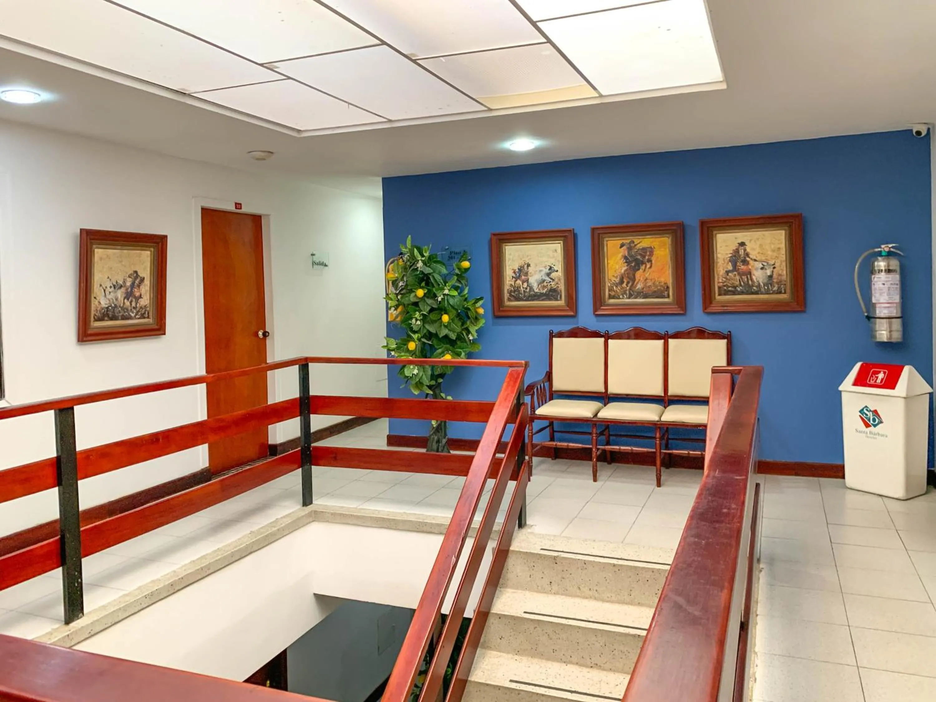 Seating area in Hotel Veleros Cartagena