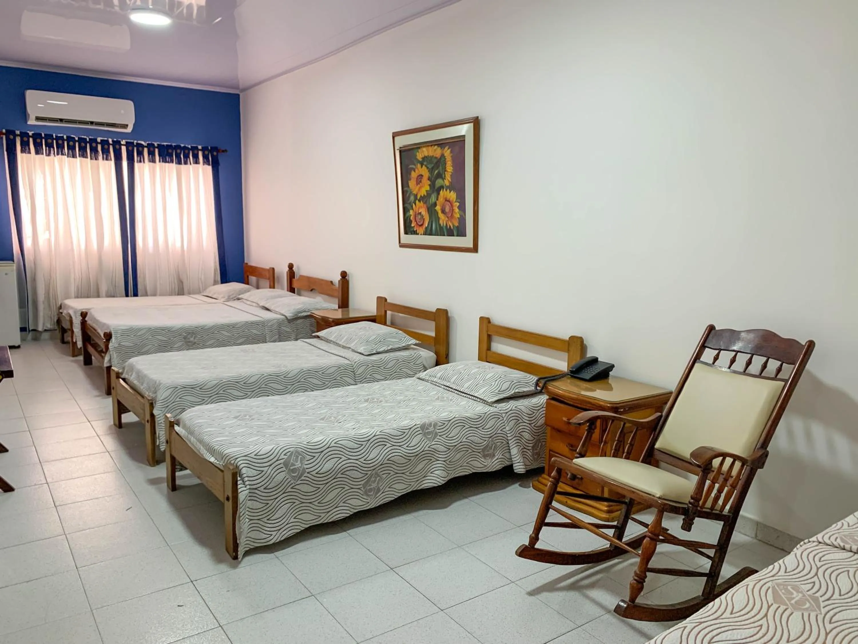 Photo of the whole room, Bed in Hotel Veleros Cartagena