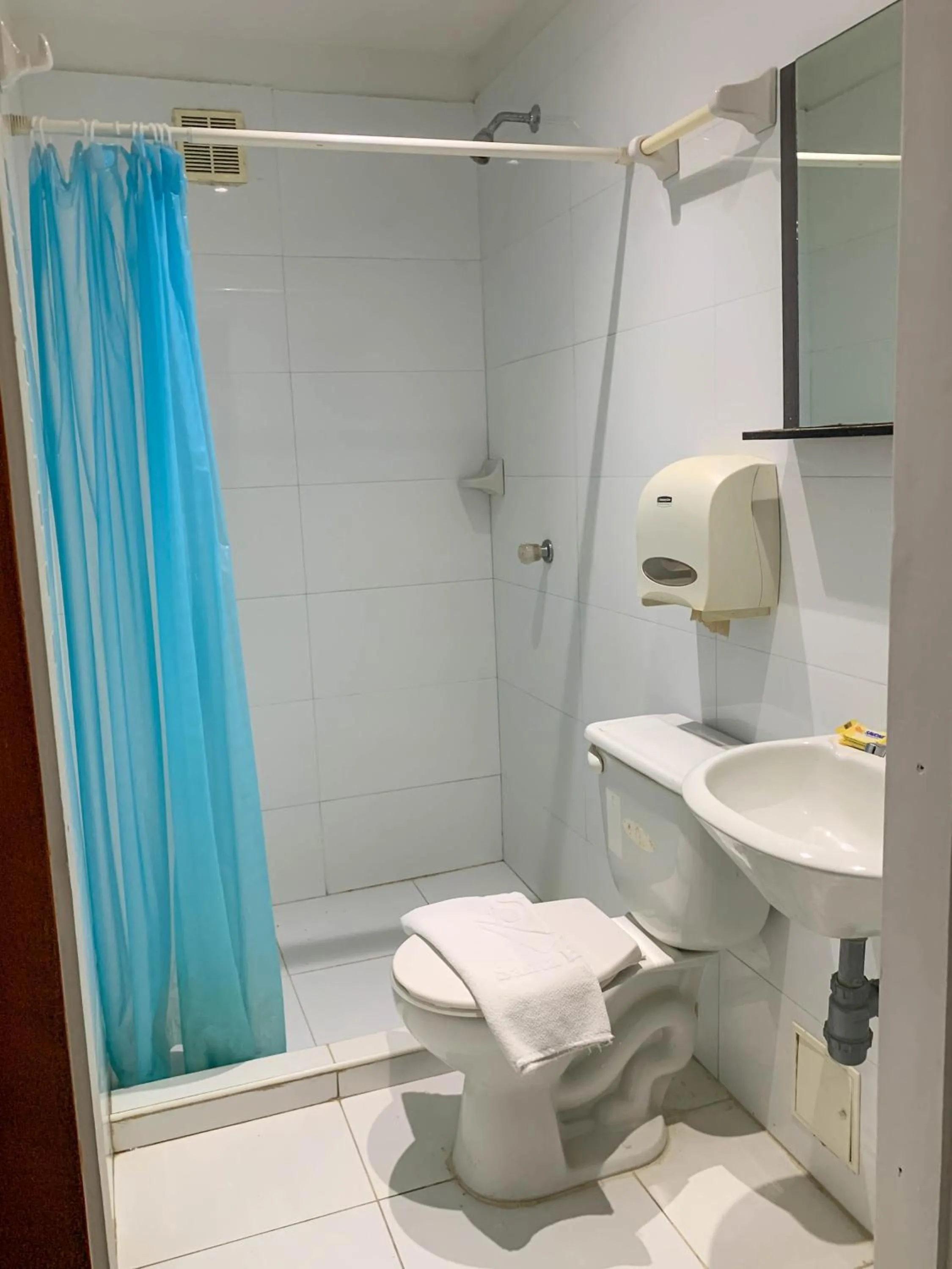 Bathroom in Hotel Veleros Cartagena