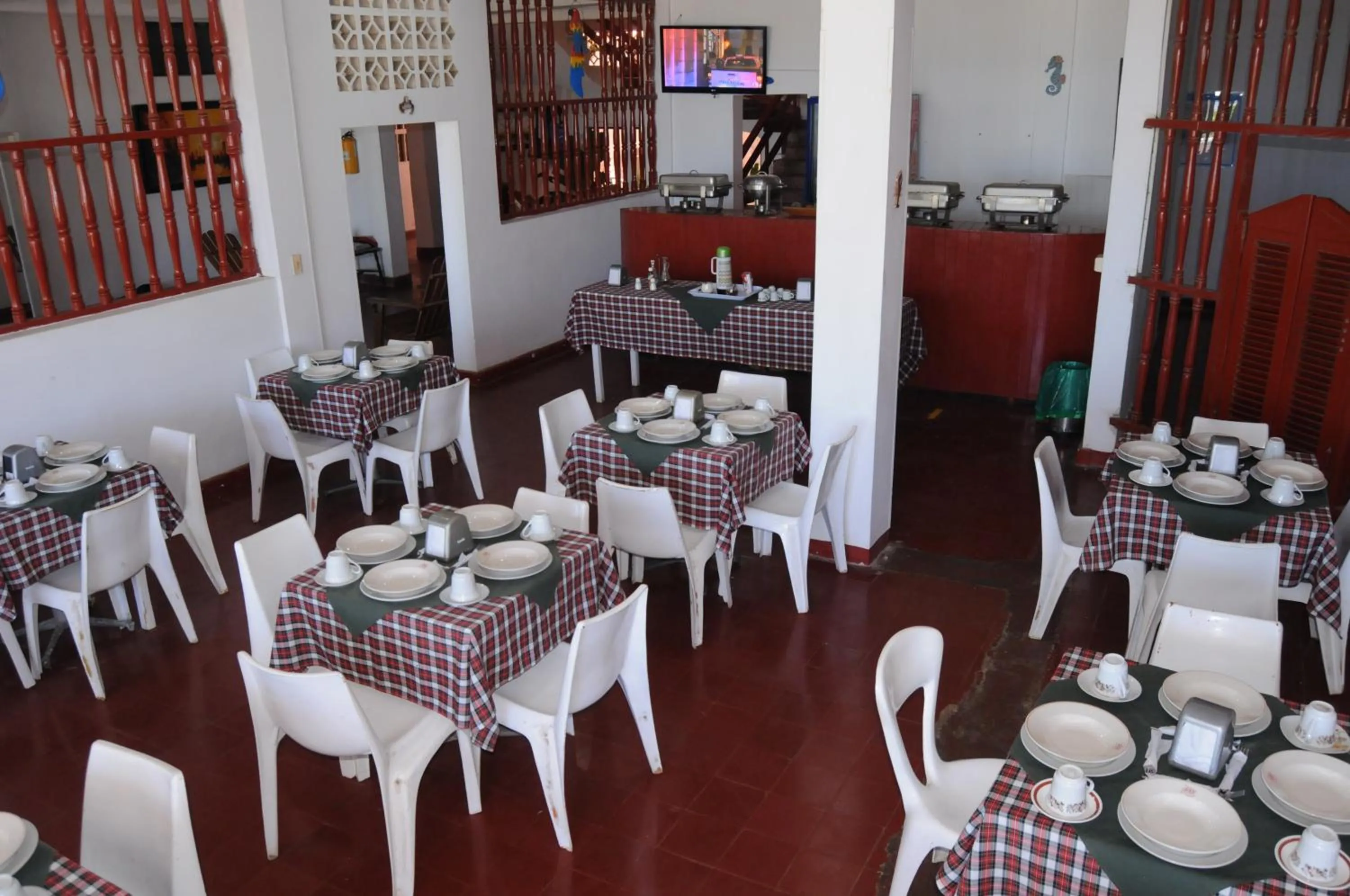 Restaurant/places to eat in Hotel Montecarlo Beach