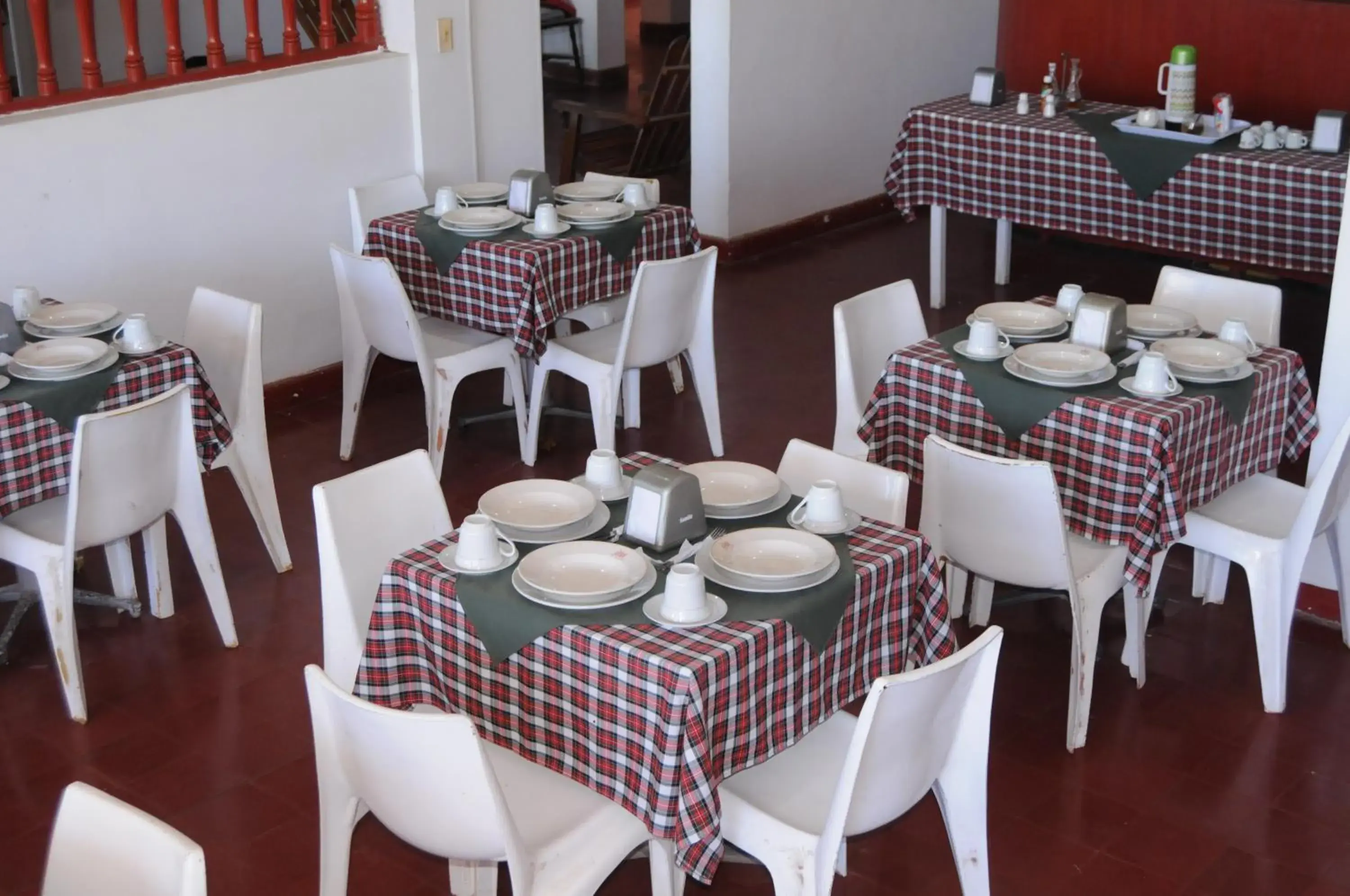 Restaurant/places to eat in Hotel Montecarlo Beach Restaurant/places to eat in Hotel Montecarlo Beach