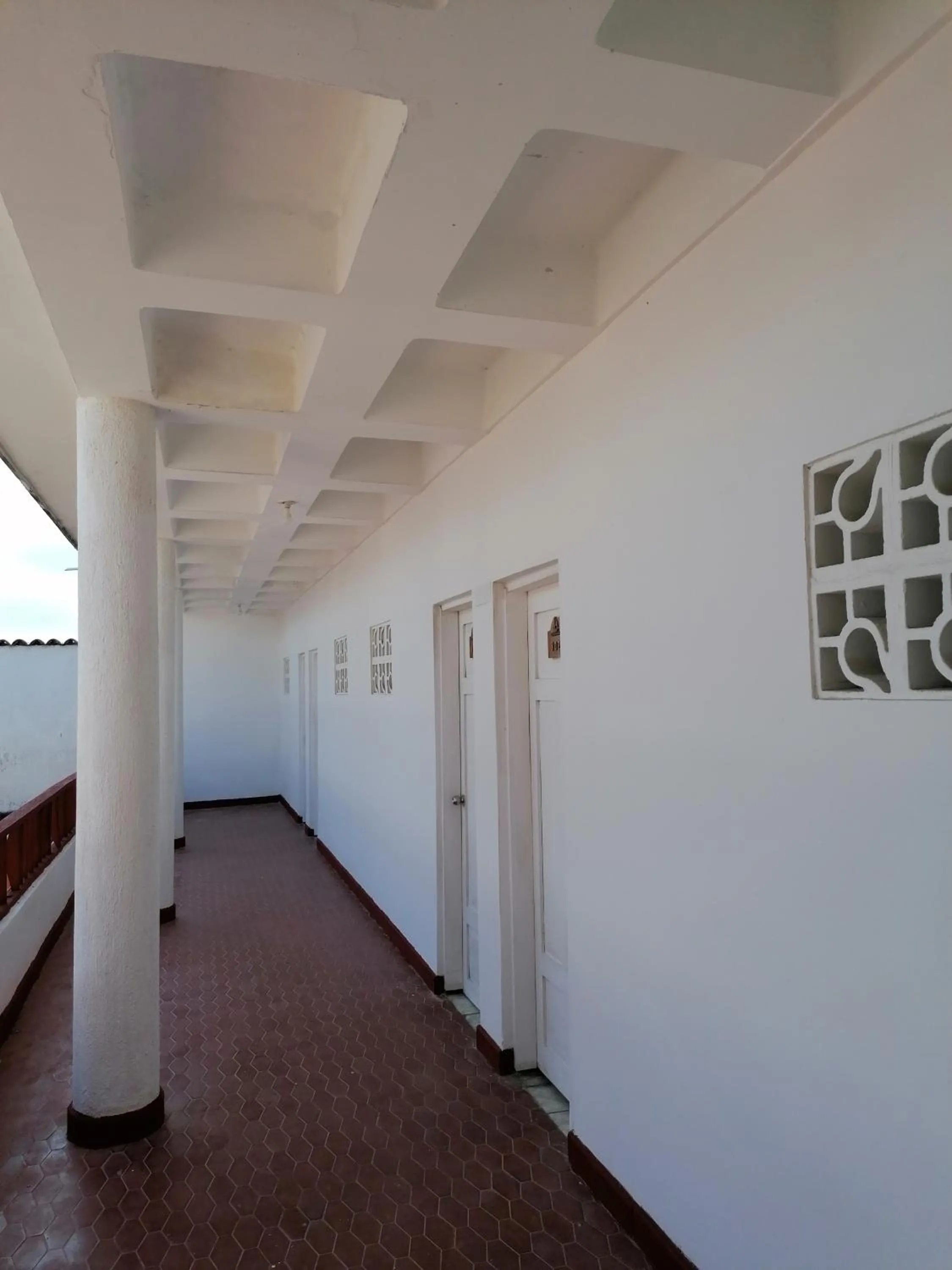 Inner courtyard view in Hotel Montecarlo Beach