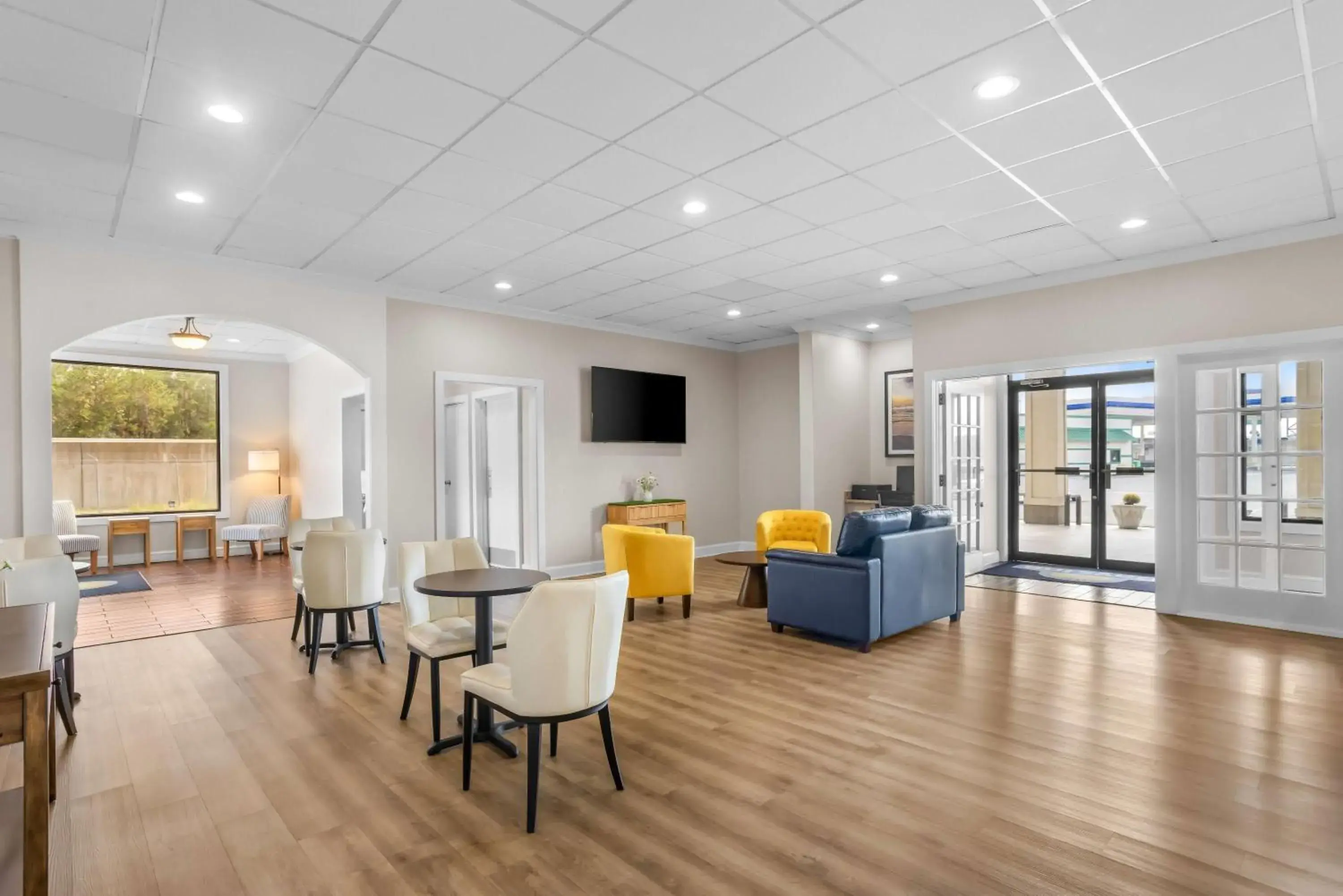 Lobby or reception in Days Inn by Wyndham Adel I-75 Lobby or reception in Days Inn by Wyndham Adel I-75