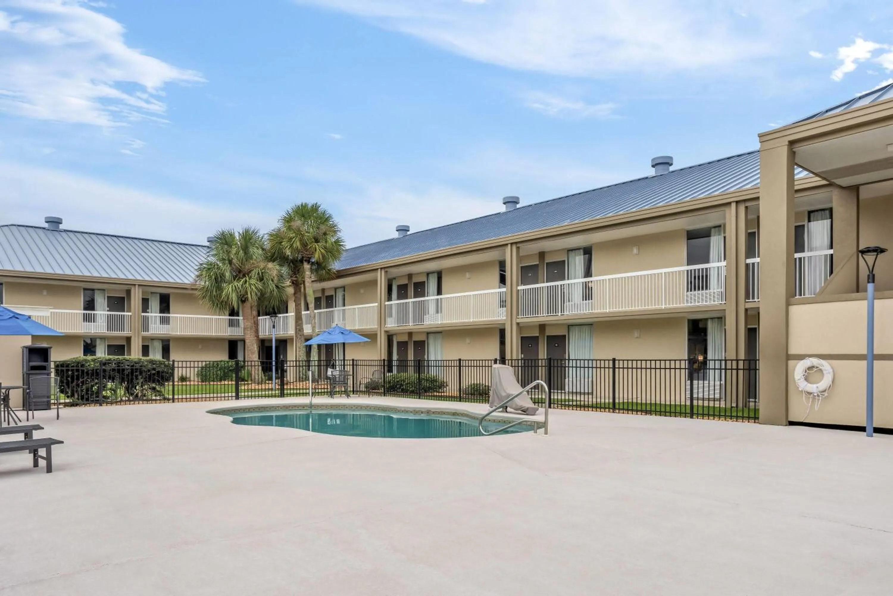 Swimming pool in Days Inn by Wyndham Adel I-75