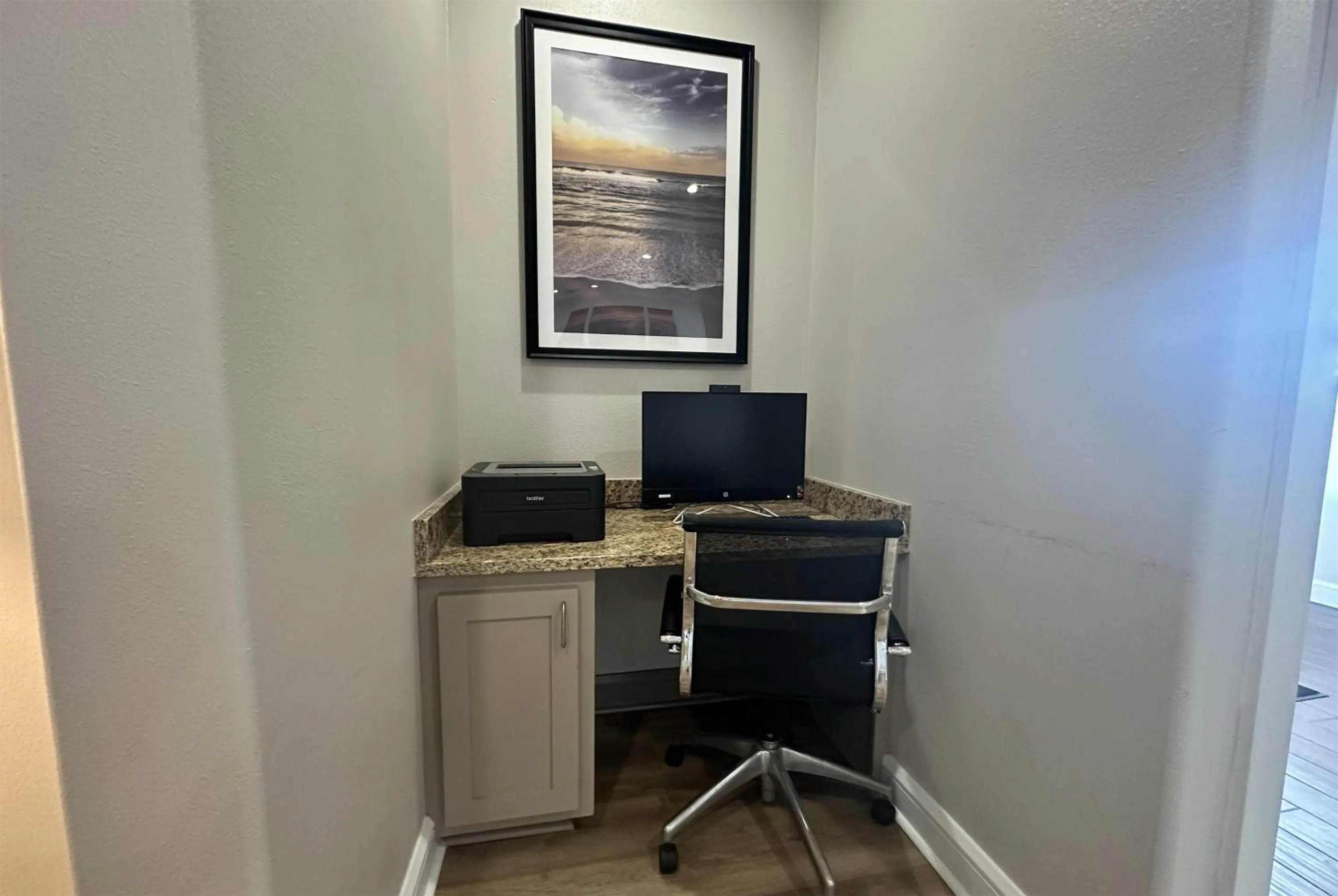 Business facilities in Days Inn by Wyndham Adel I-75