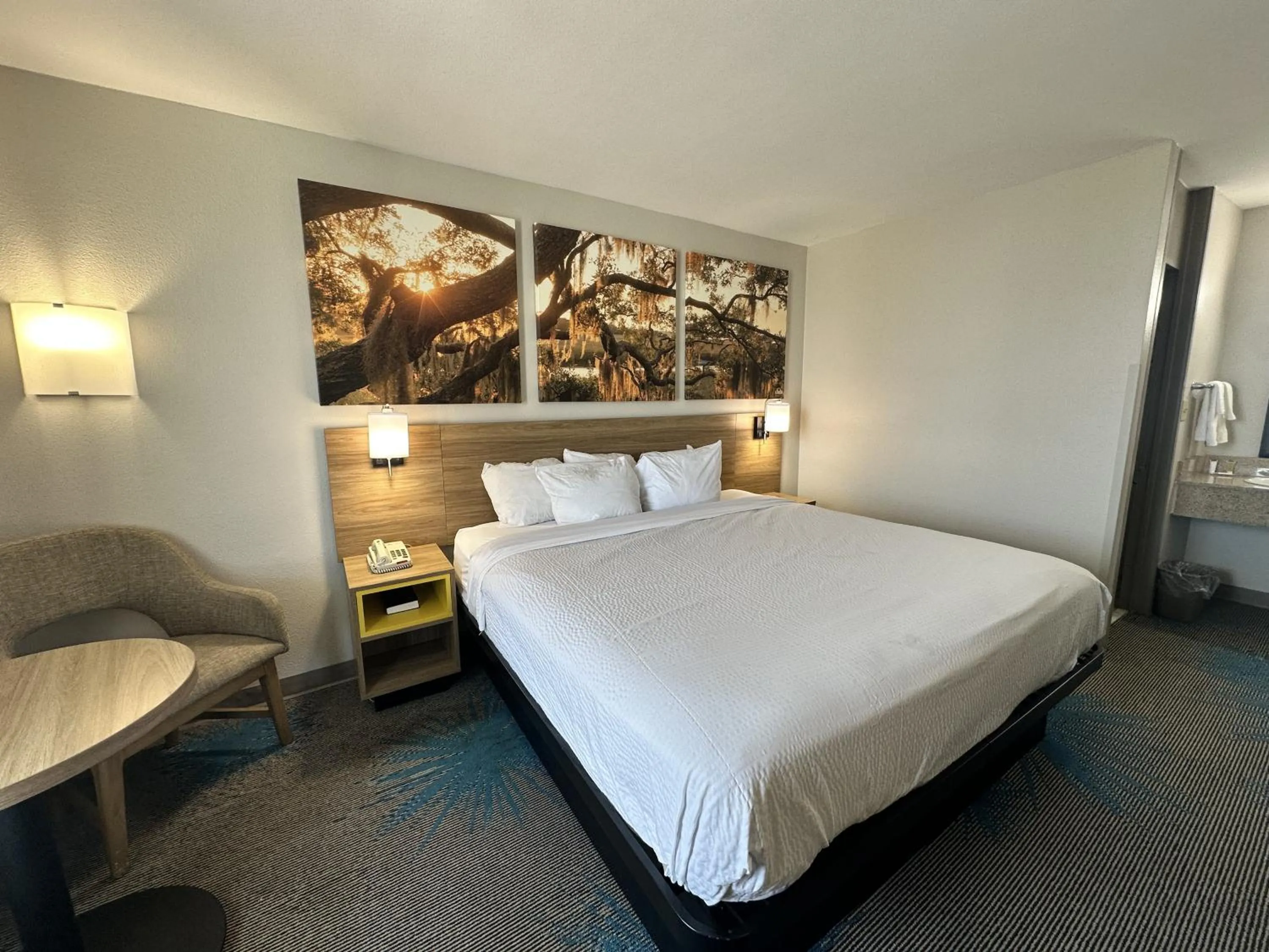 Bed in Days Inn by Wyndham Adel I-75