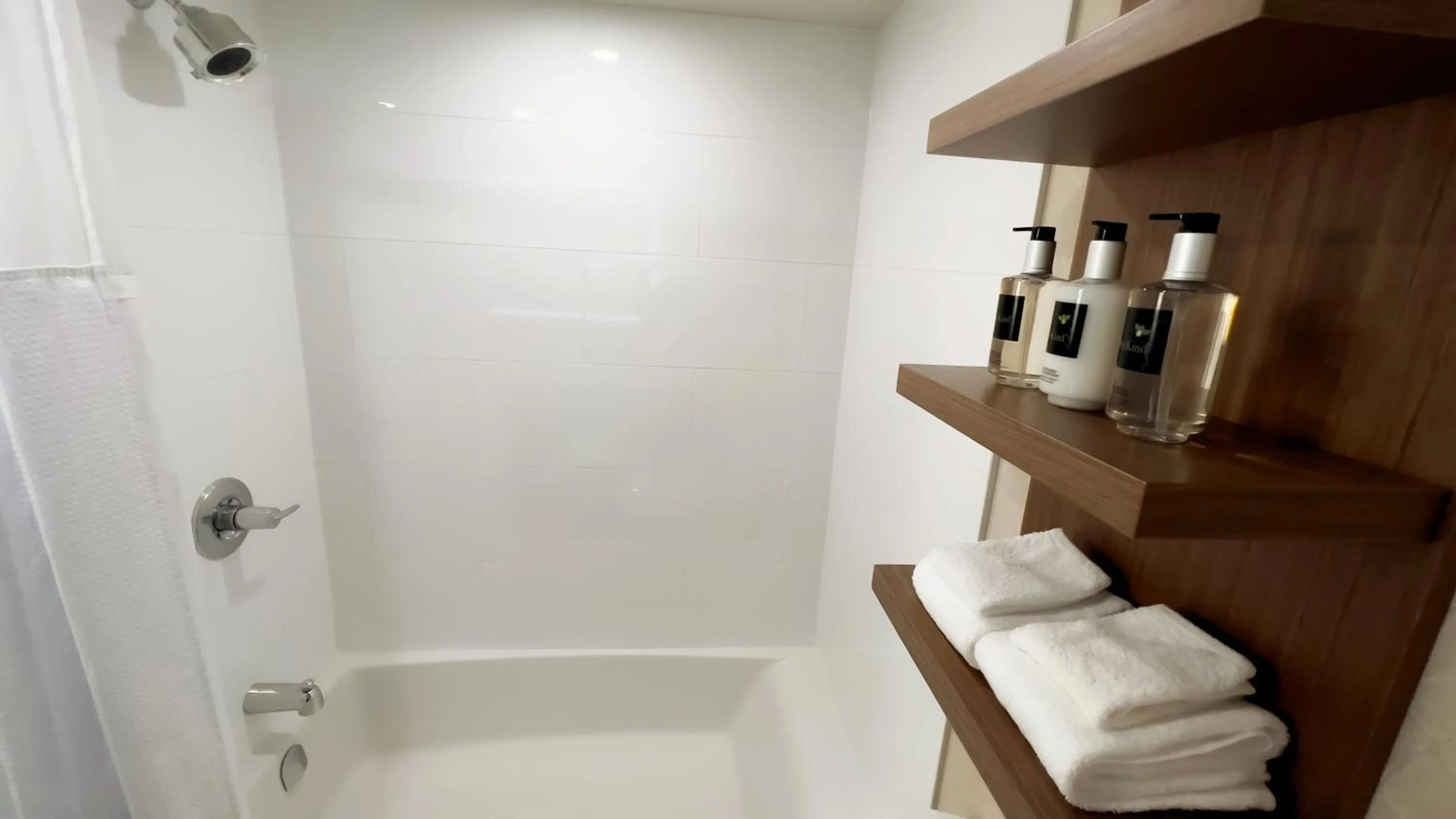 Shower in Coast Capri Hotel