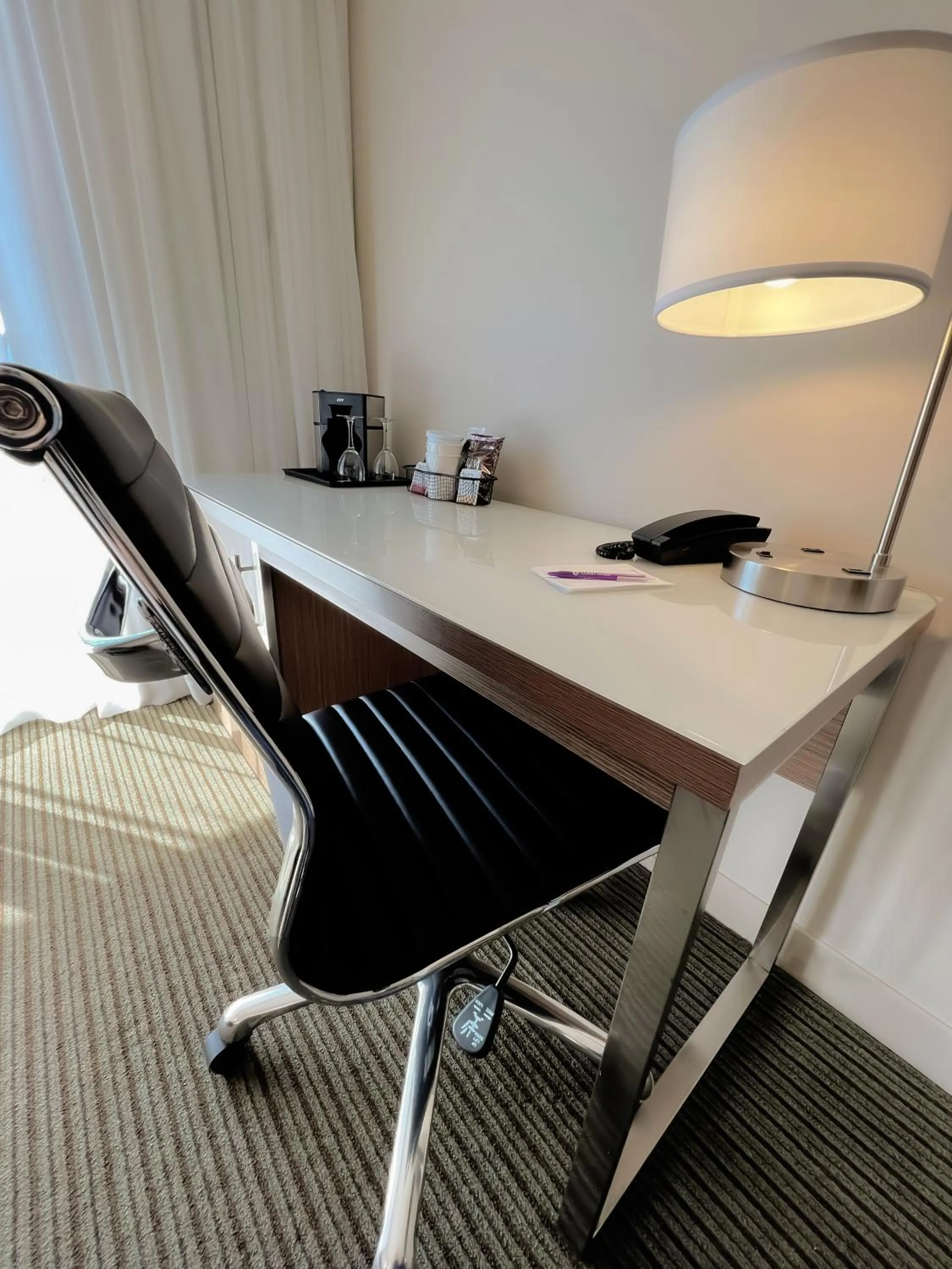 hair dresser in Coast Capri Hotel