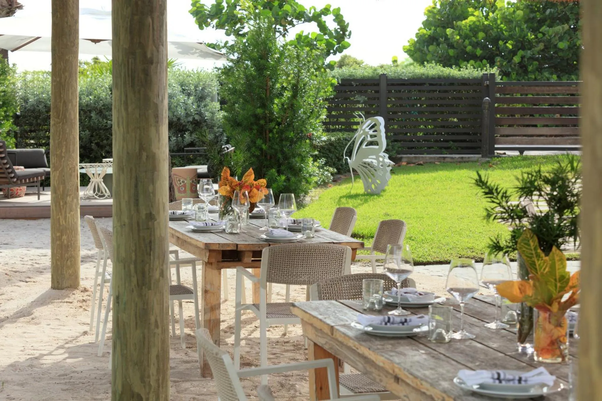 Meeting/conference room in Kimpton Surfcomber Hotel by IHG