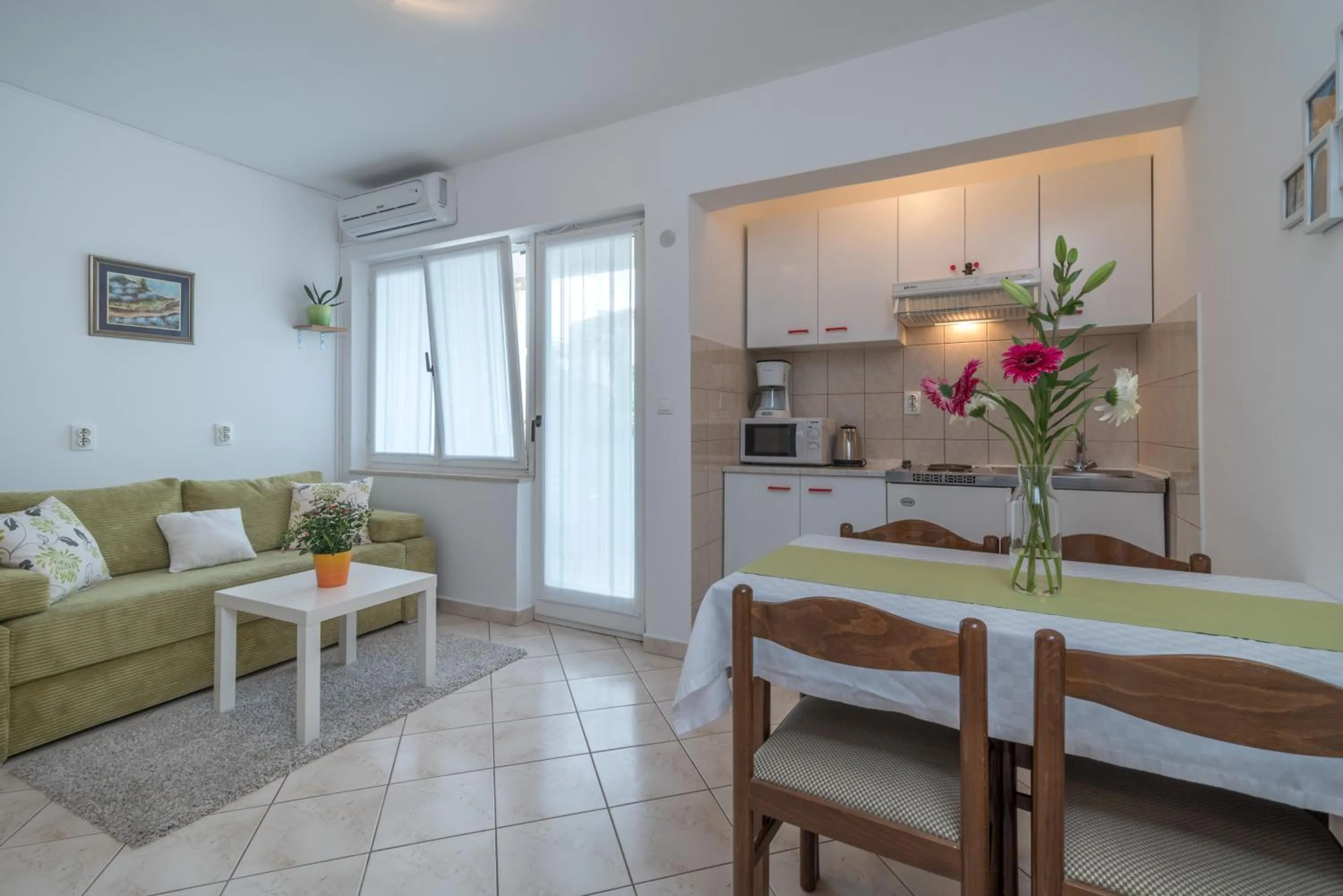 Kitchen or kitchenette in Apartments Vojin