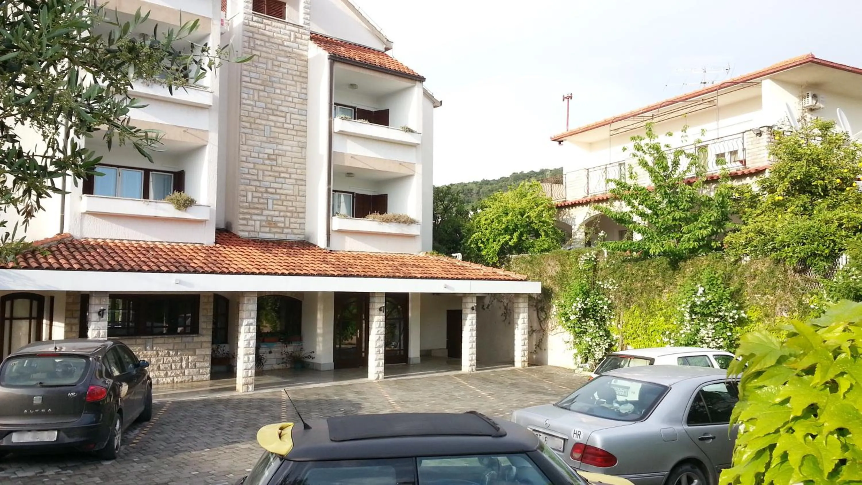 Area and facilities in Apartments Vojin