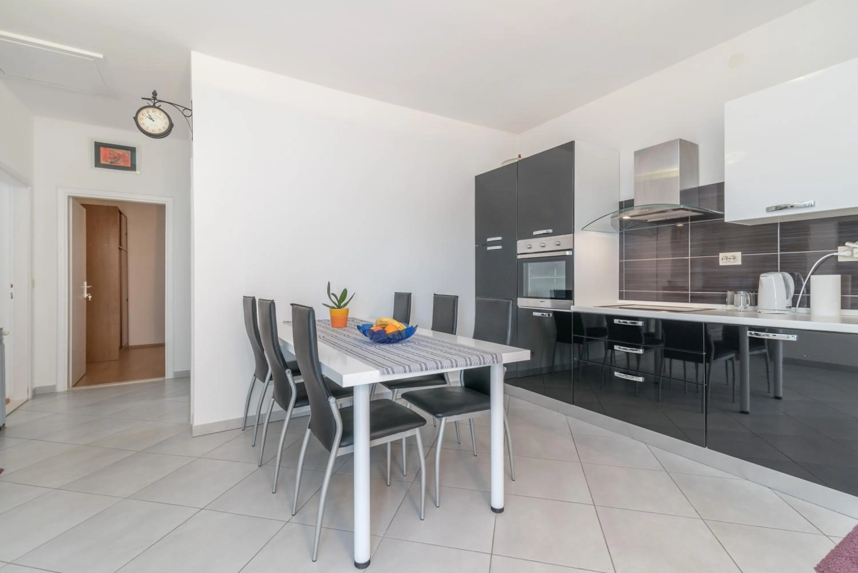 Kitchen or kitchenette in Apartments Vojin