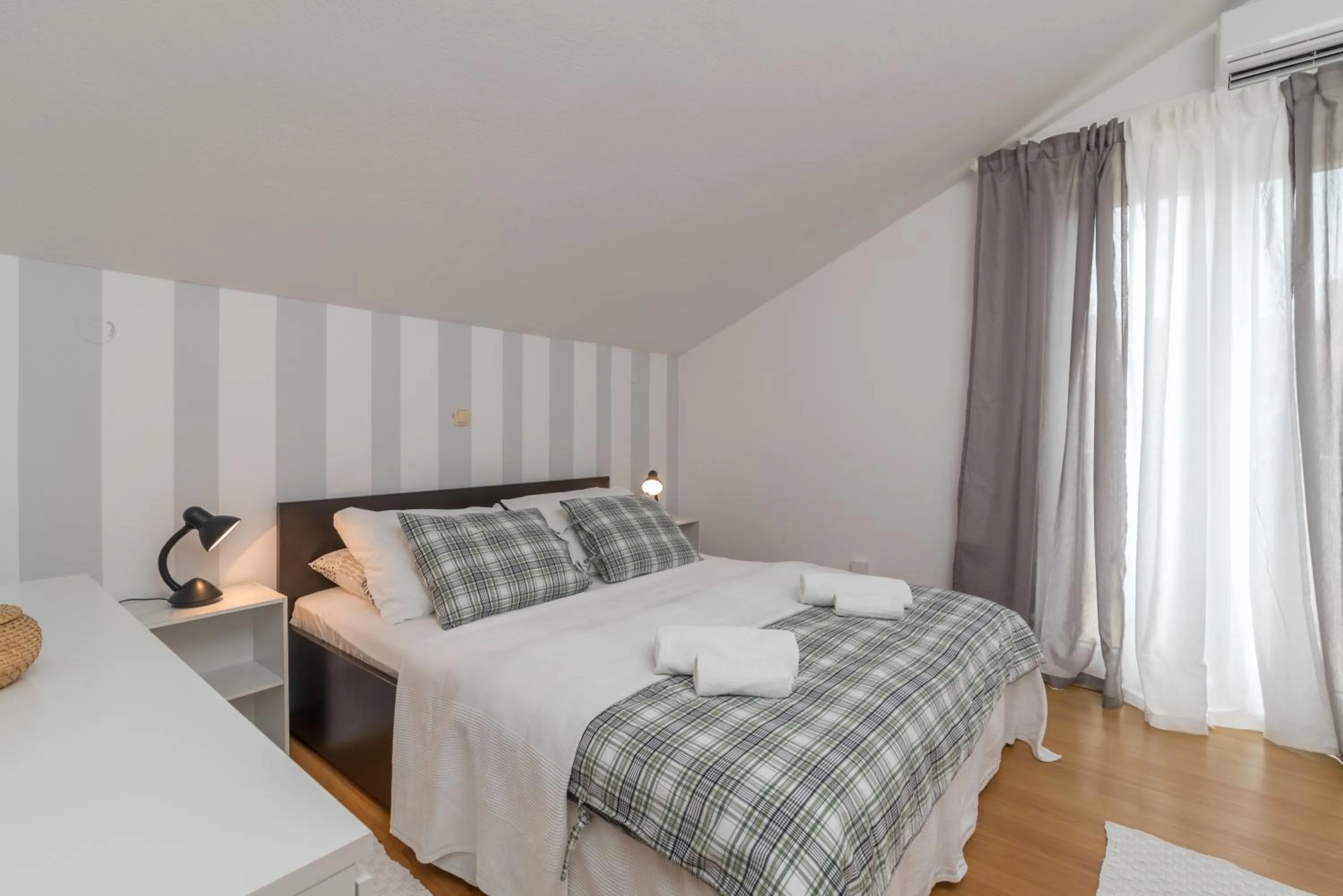 Bed in Apartments Vojin