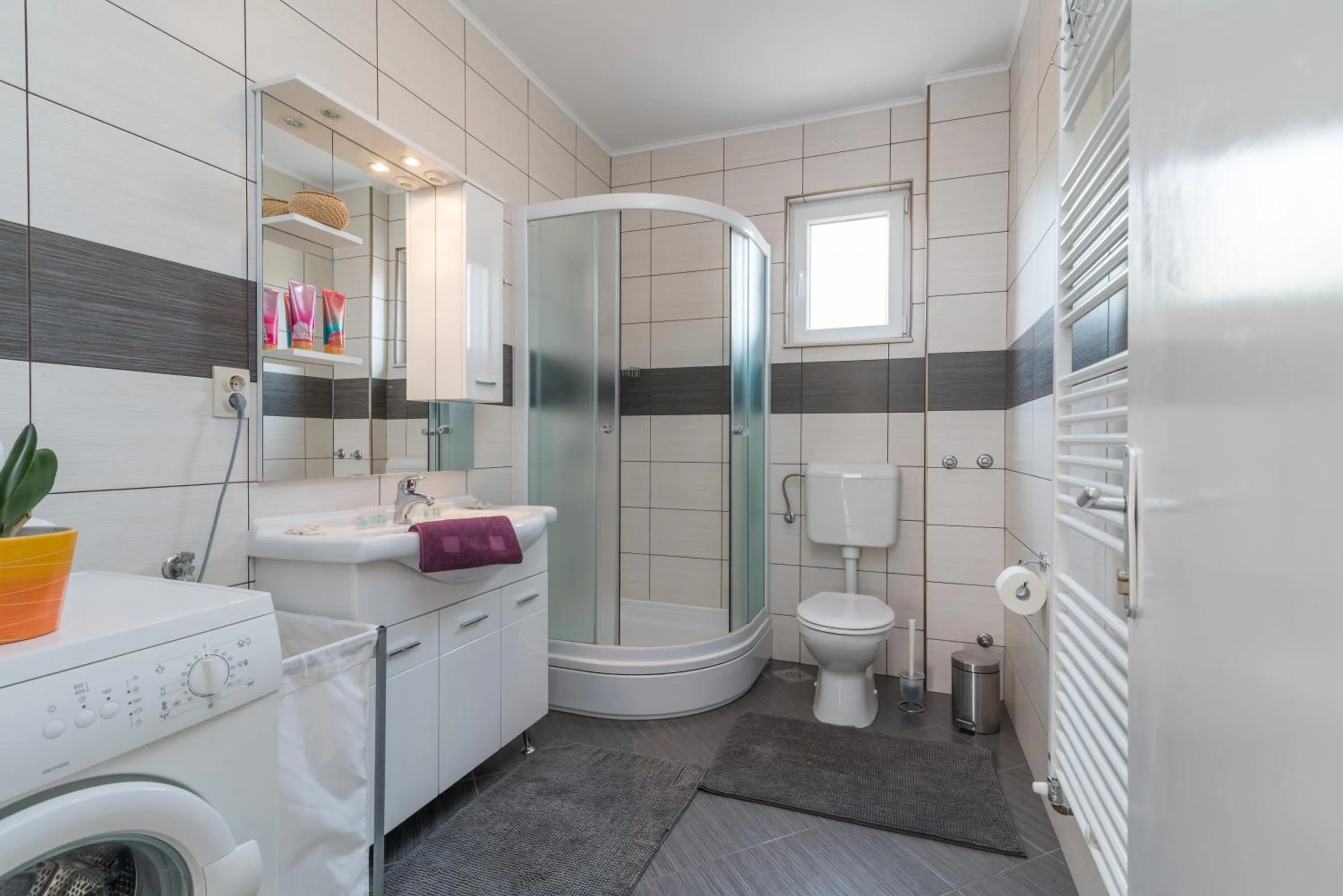 Bathroom in Apartments Vojin