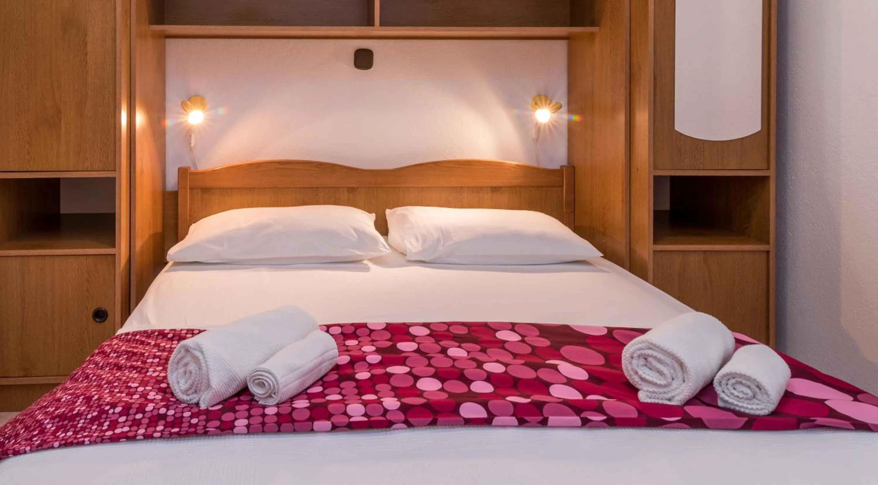 Bedroom, Bed in Apartments Vojin
