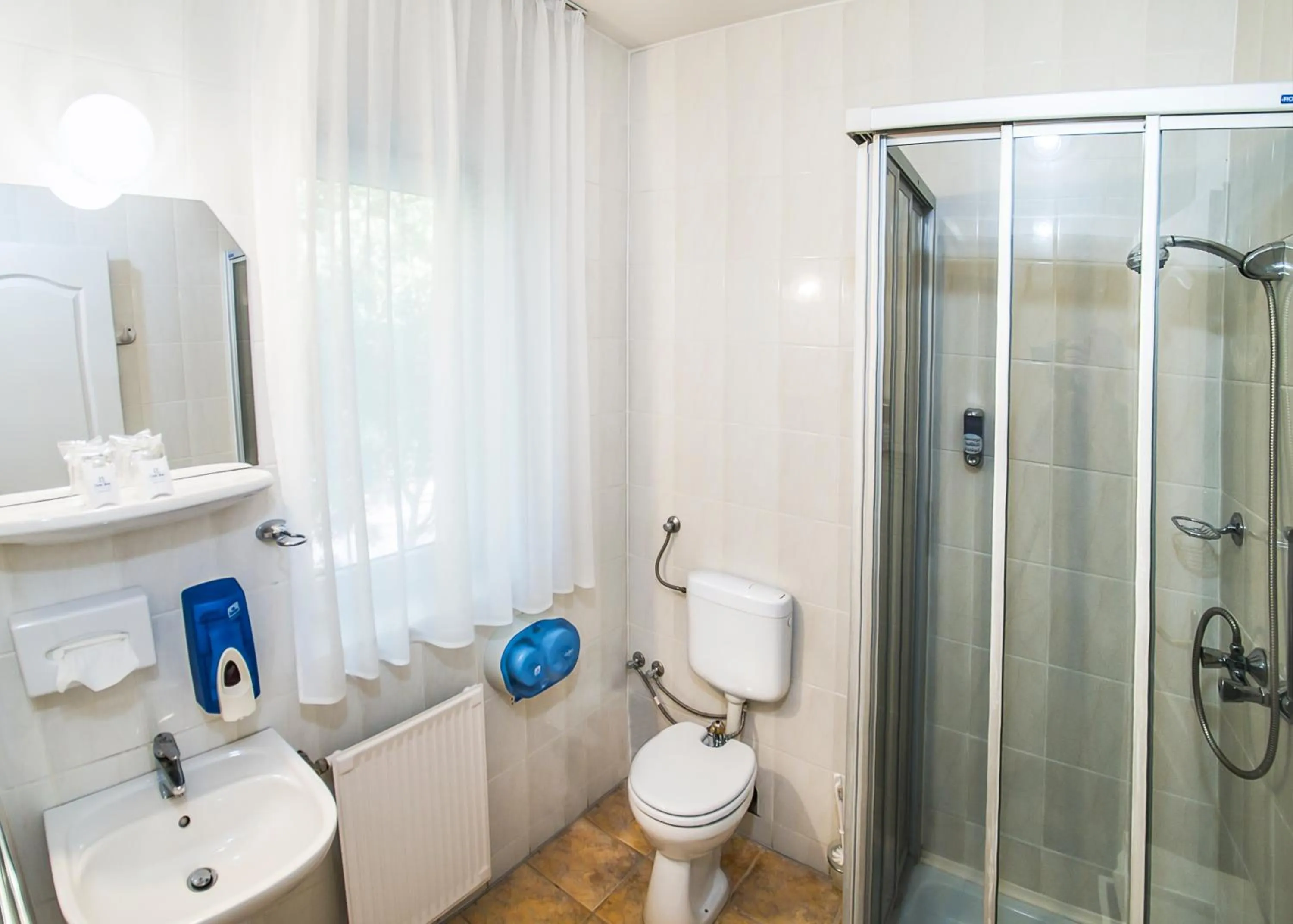 Bathroom in Hotel Silver