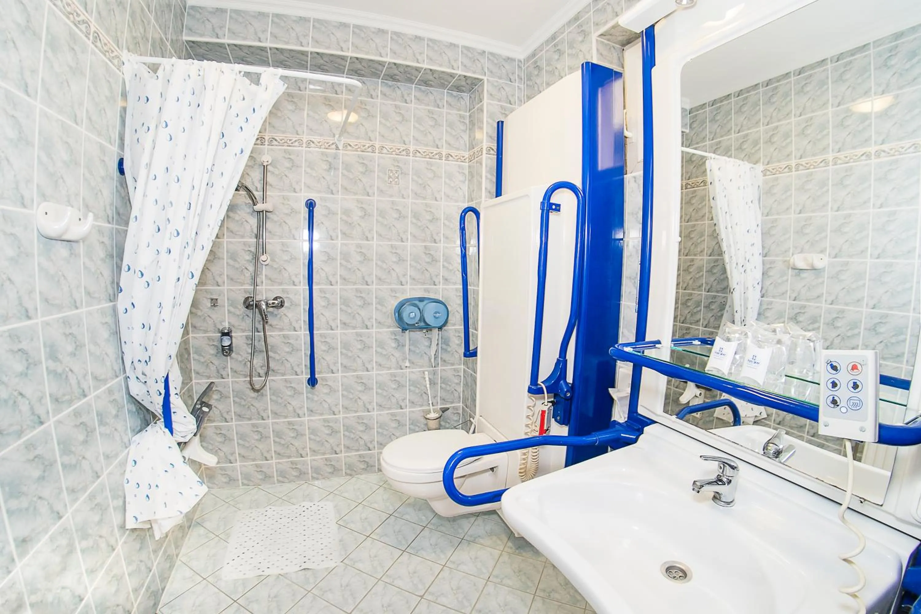 Bathroom in Hotel Silver