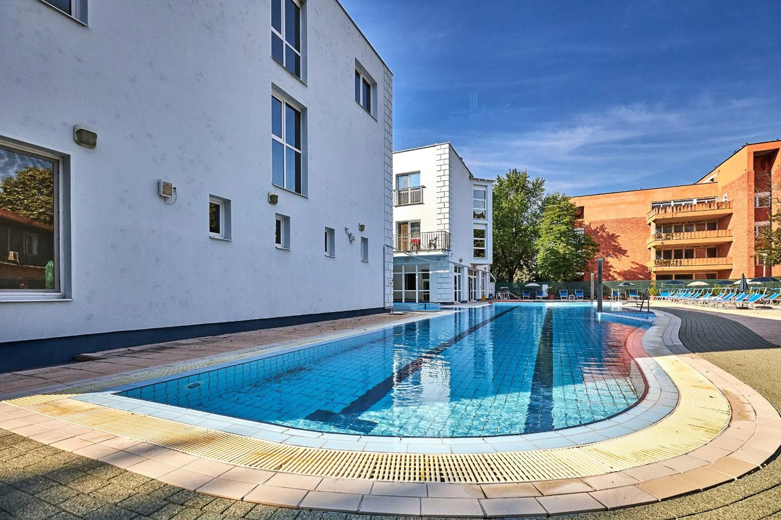 Property building in Hotel Silver