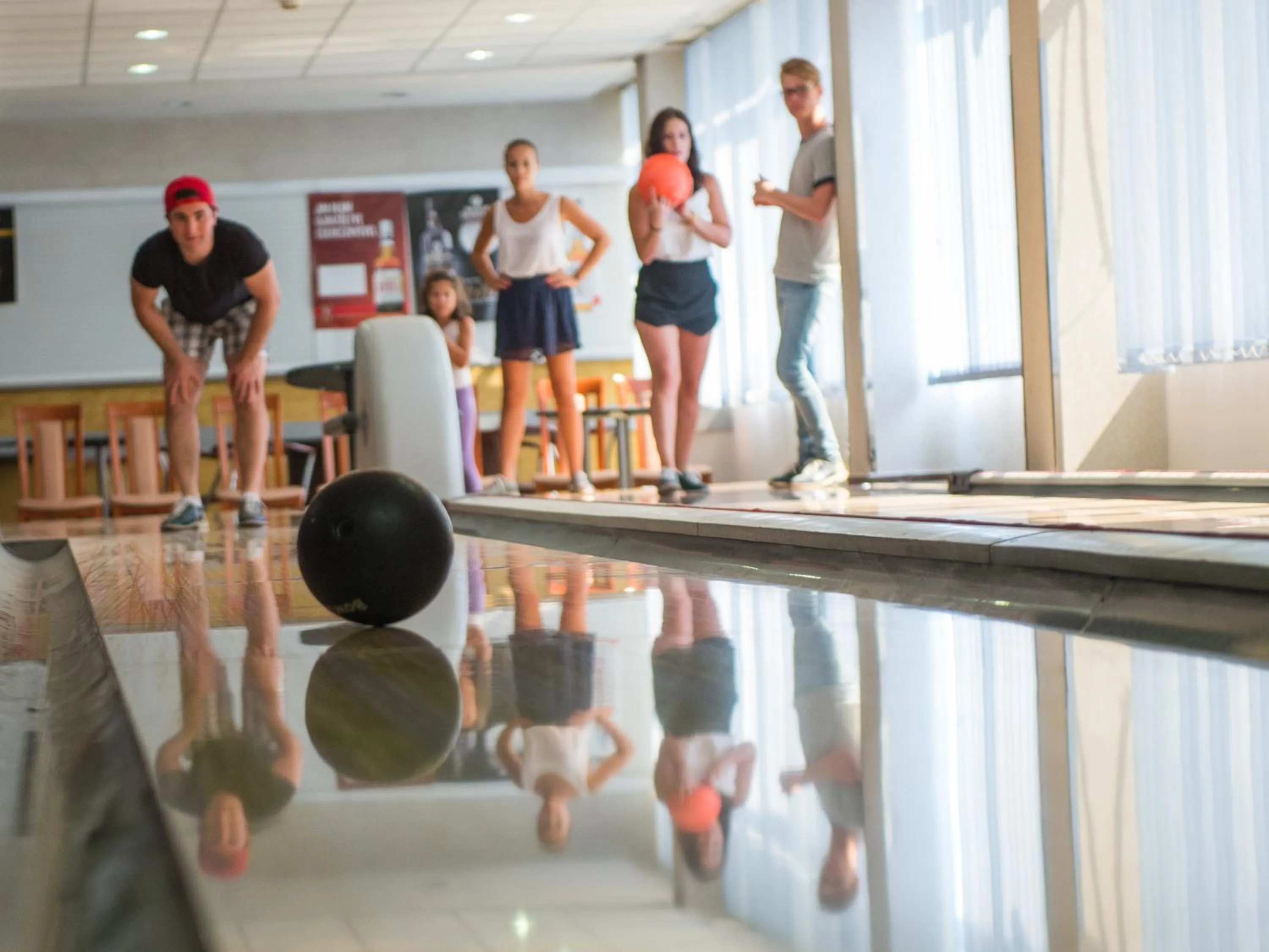 Bowling in Hotel Silver