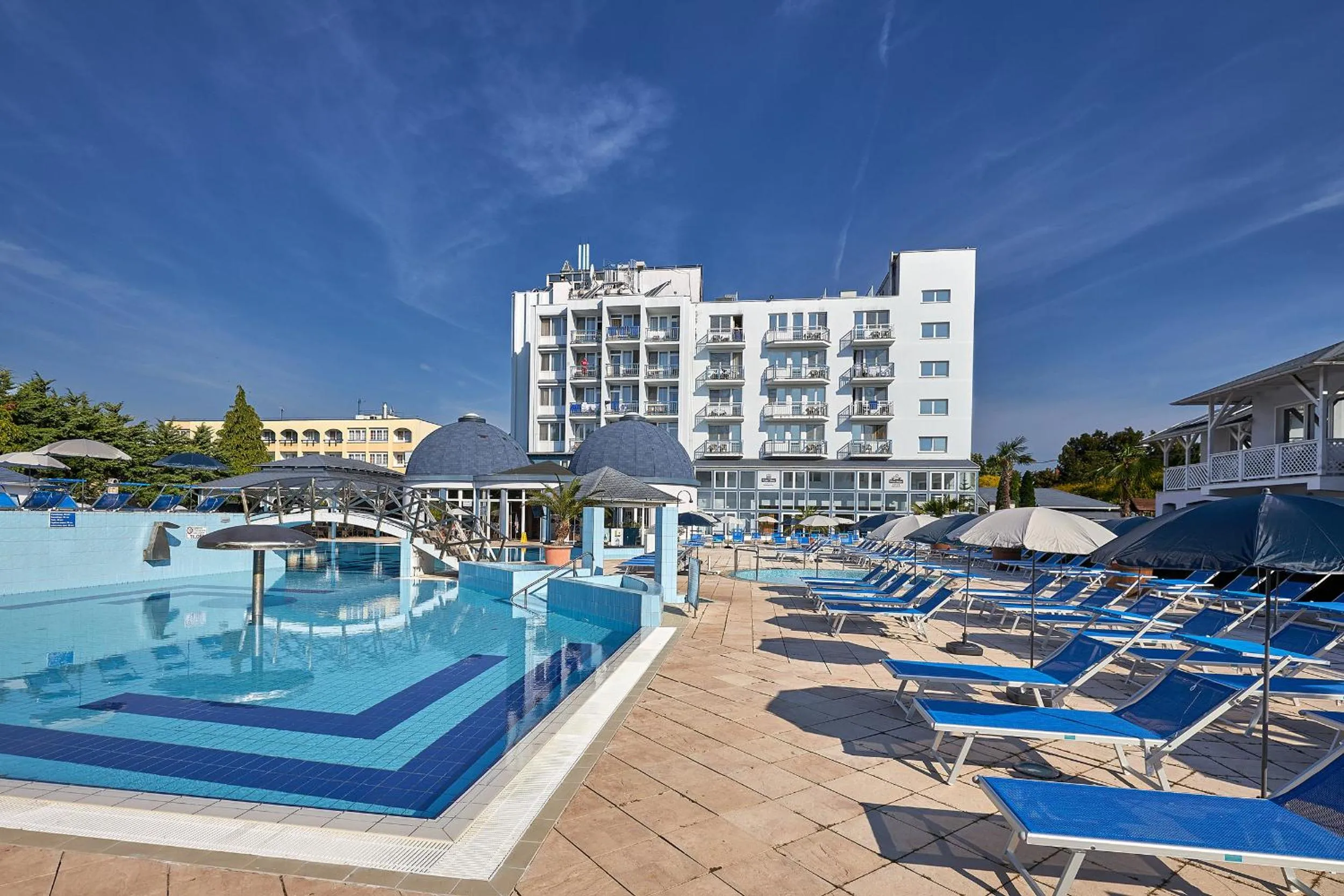 Property building in Hotel Silver