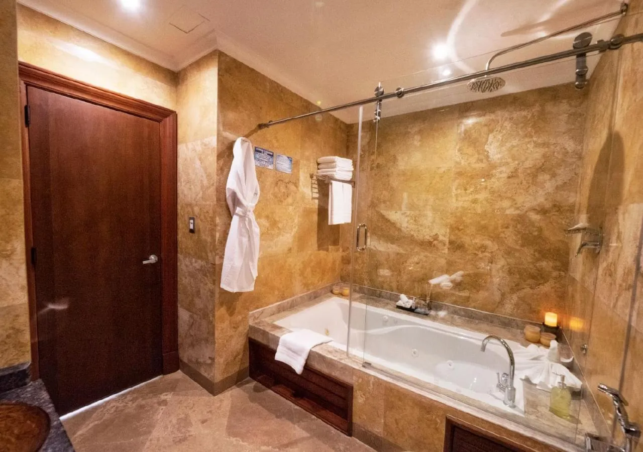 Bathroom in Hillary Nature Resort & Spa All Inclusive