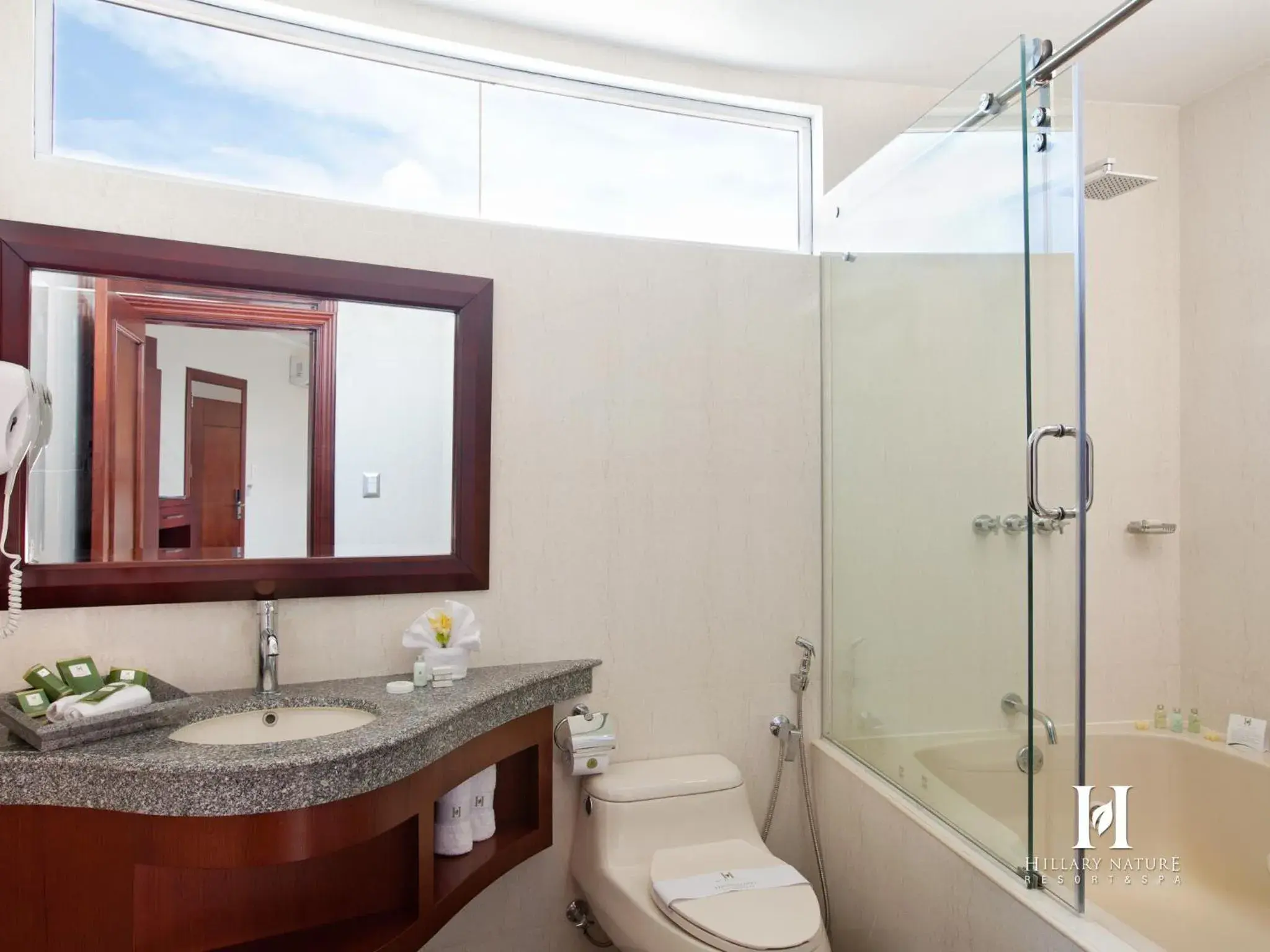 Deluxe Double Room with Bath in Hillary Nature Resort & Spa All Inclusive Deluxe Double Room with Bath in Hillary Nature Resort & Spa All Inclusive